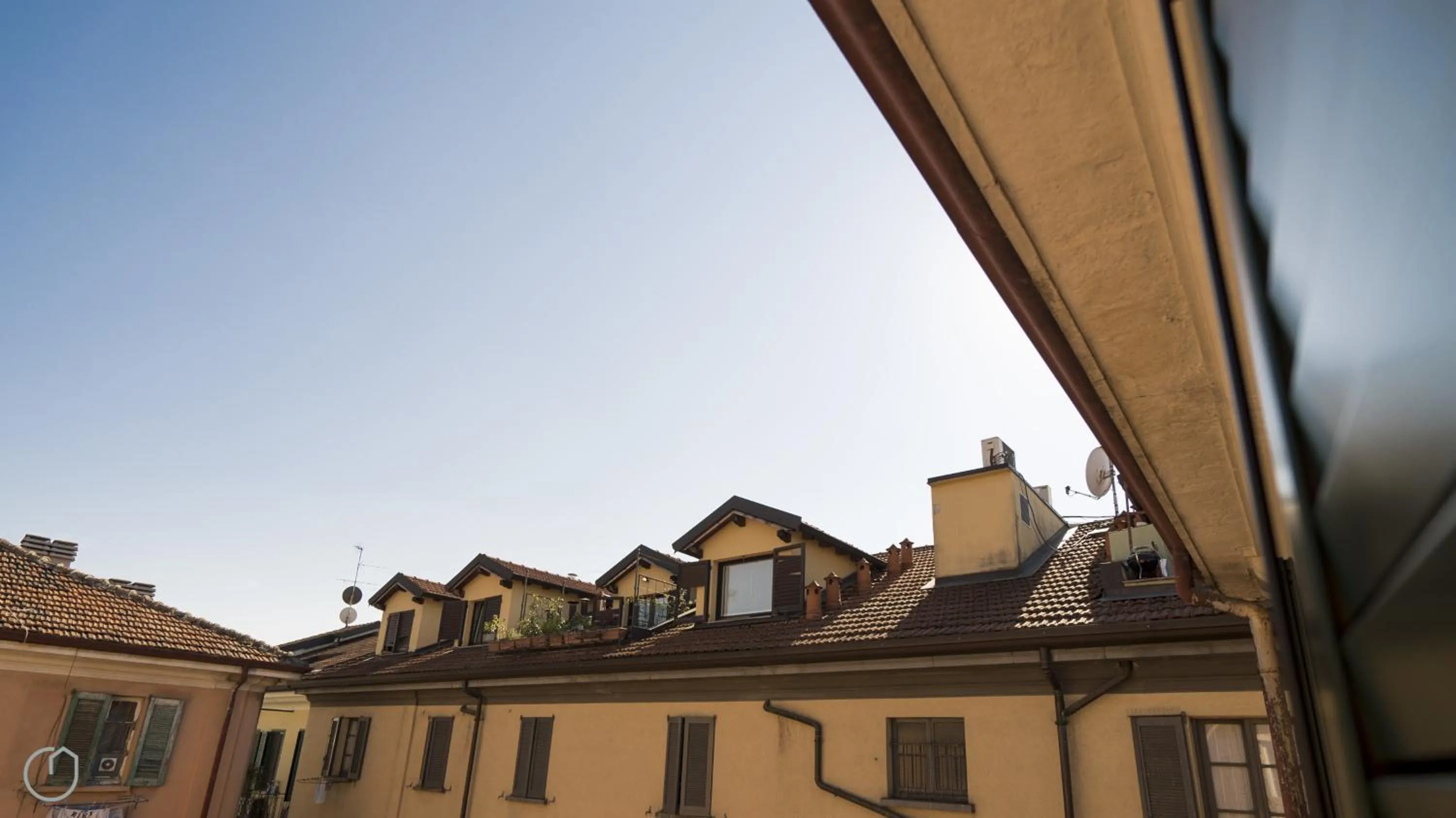 Facade/entrance in Italianway-Melzo 12