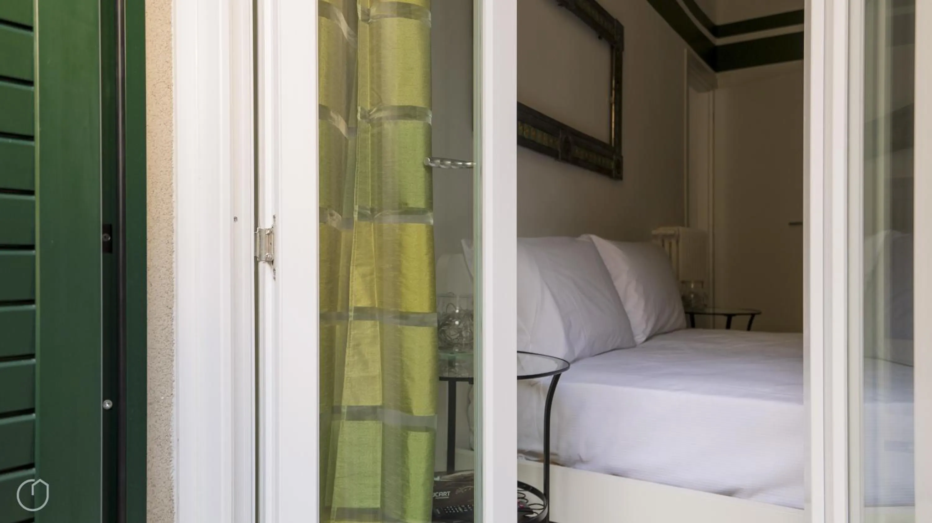 Decorative detail, Bed in Italianway-Melzo 12