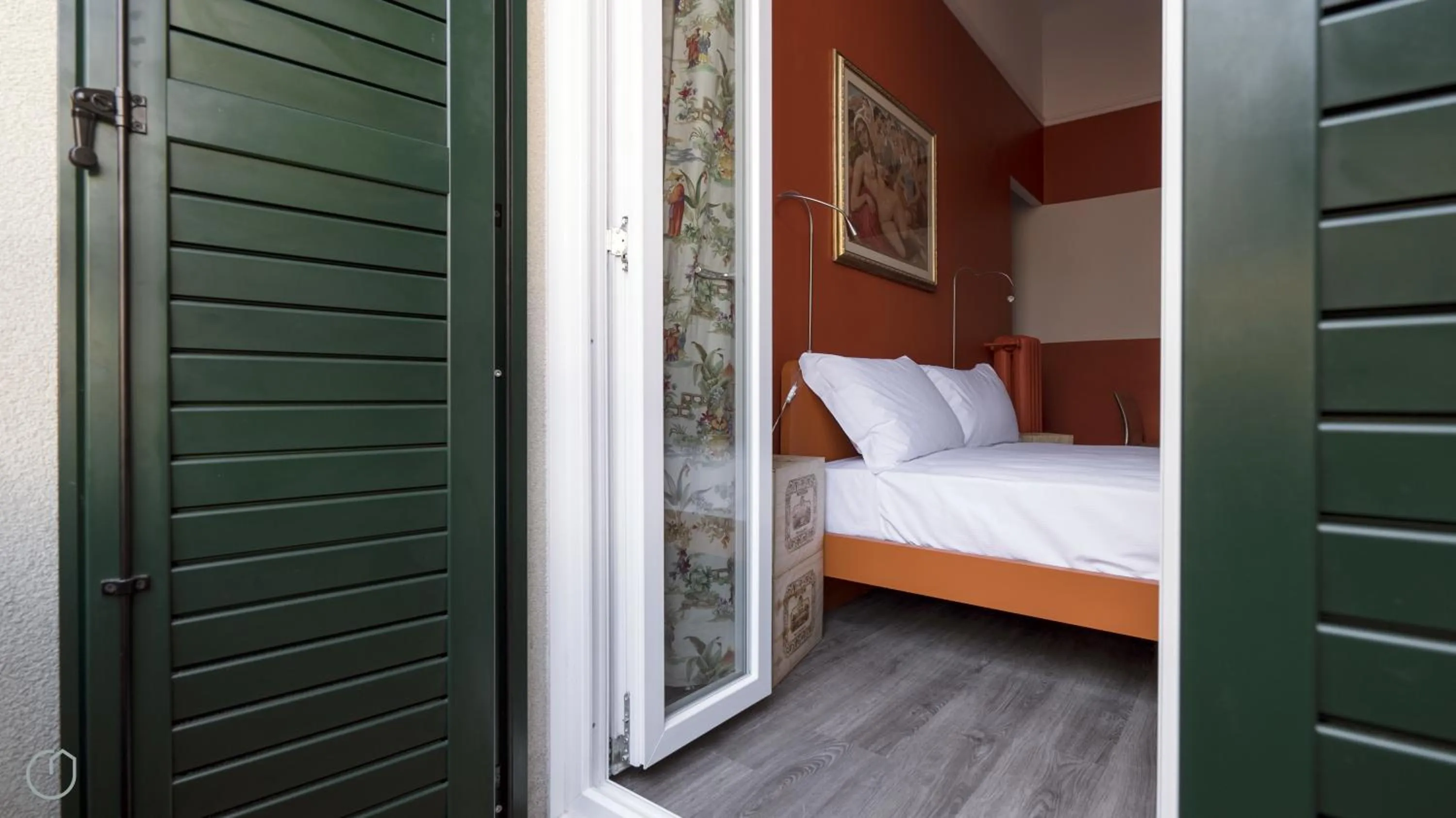 Decorative detail, Bed in Italianway-Melzo 12