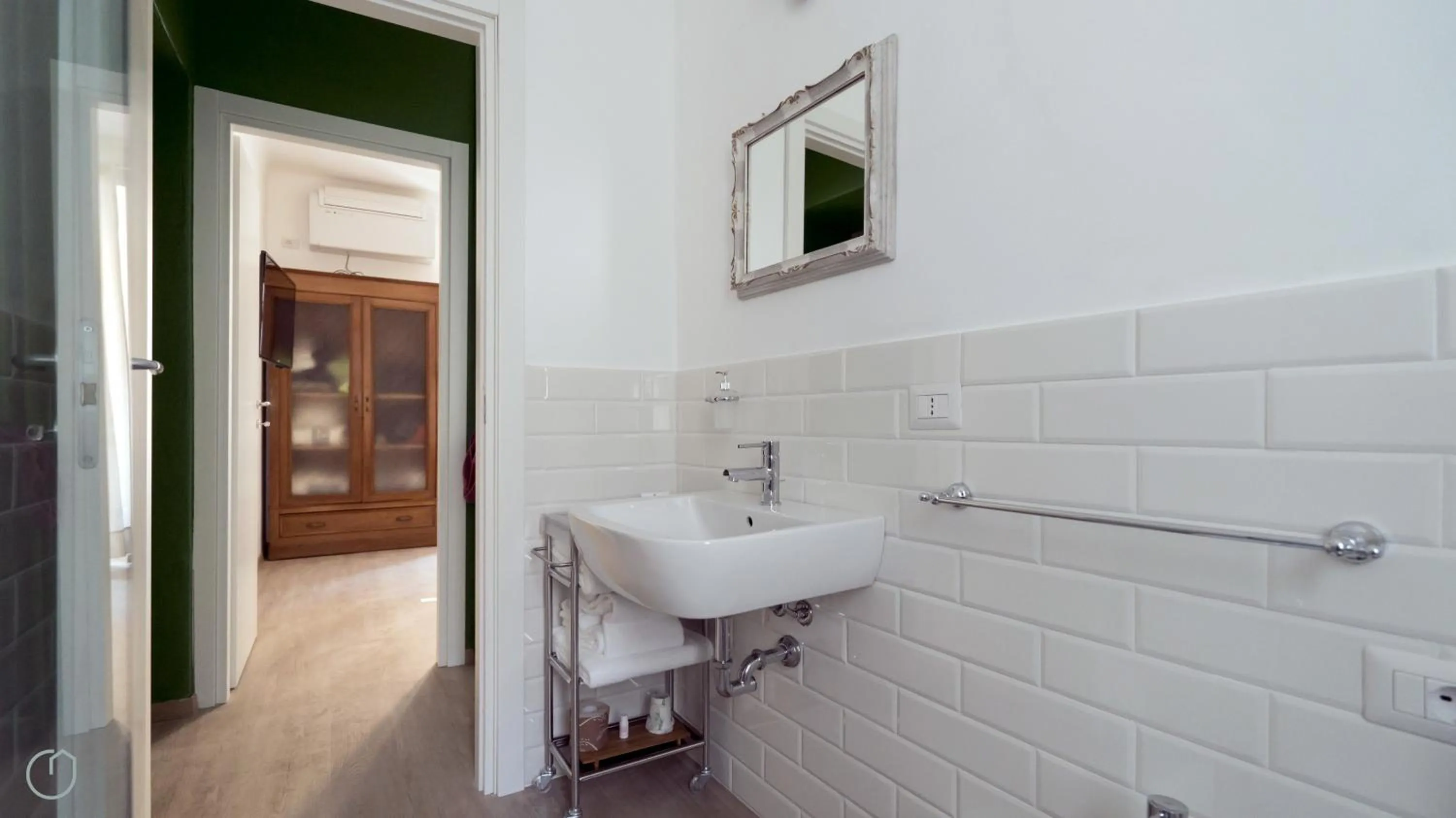 Bathroom in Italianway-Melzo 12