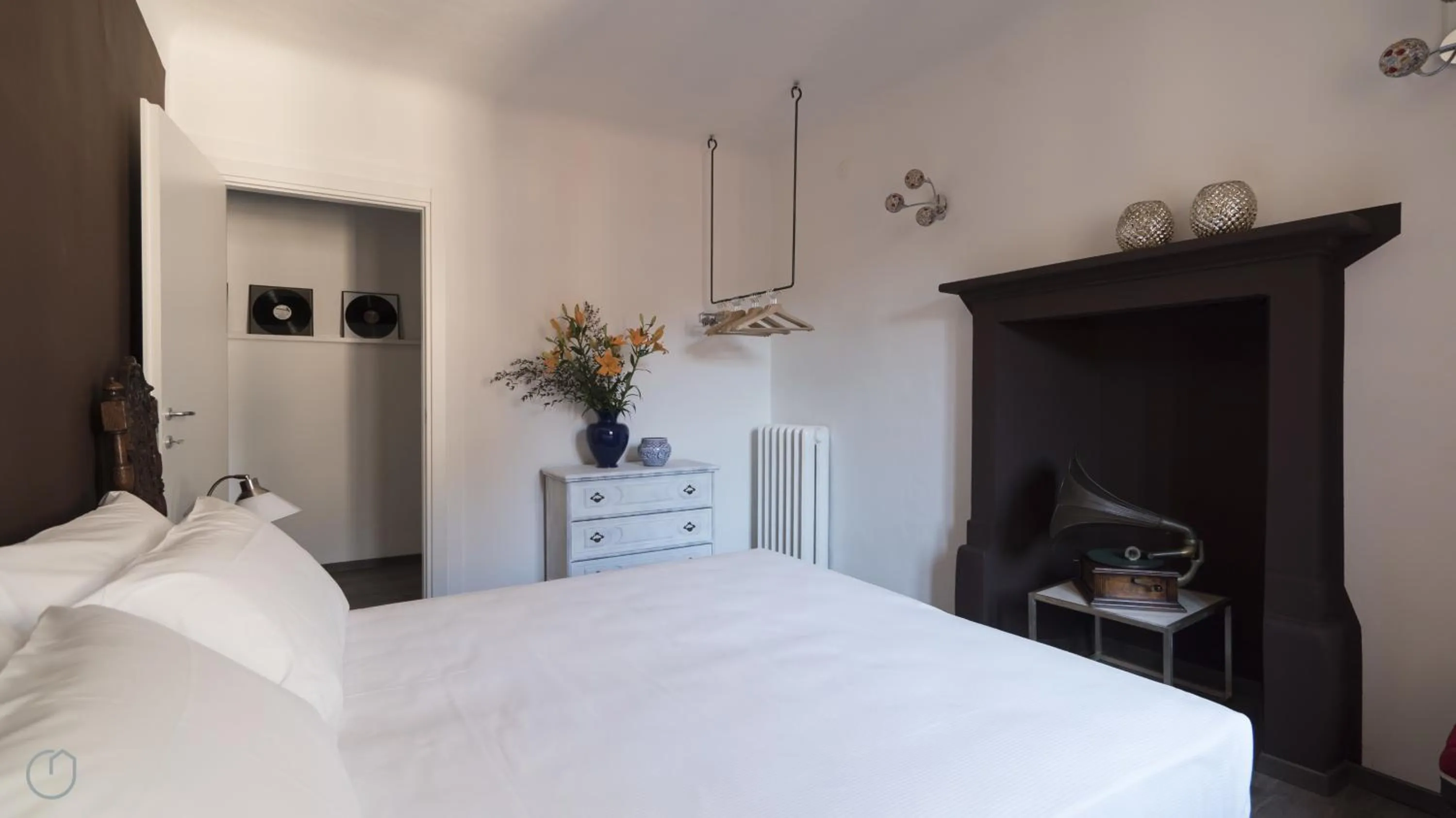 Bedroom, Bed in Italianway-Melzo 12