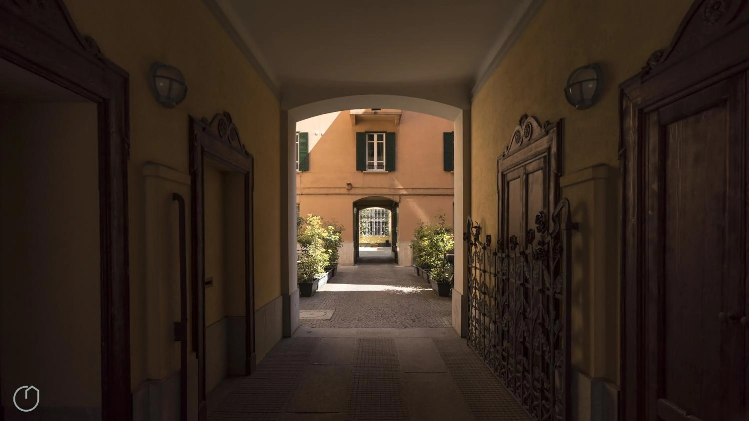 Facade/entrance in Italianway-Melzo 12