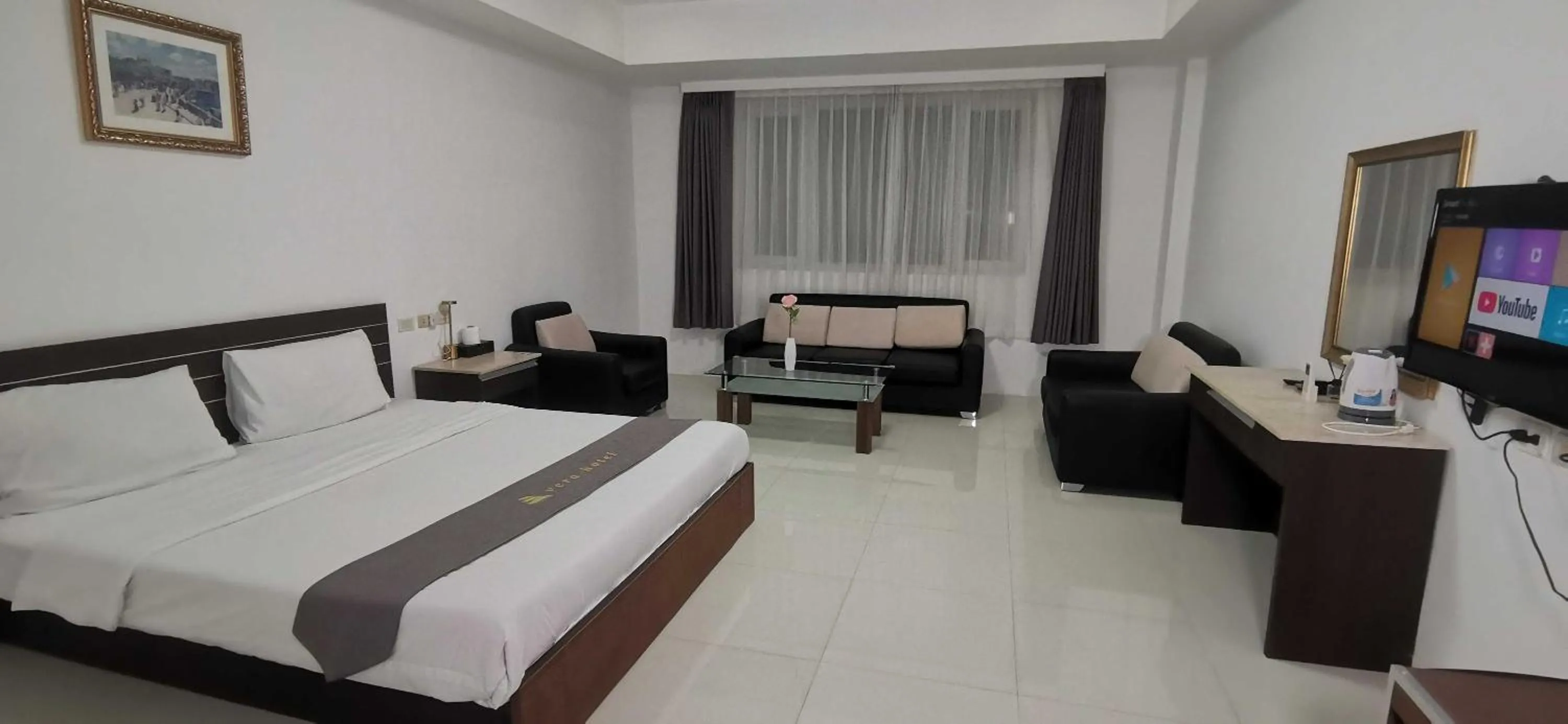 Bedroom, Bed in Townhouse Oak Vera Hotel Near Clark International Airport