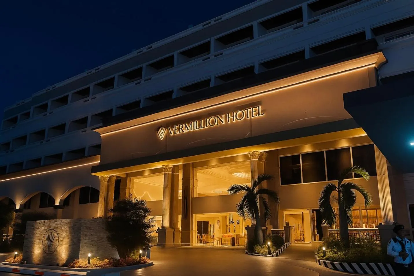 Property building in Vermillion Hotel