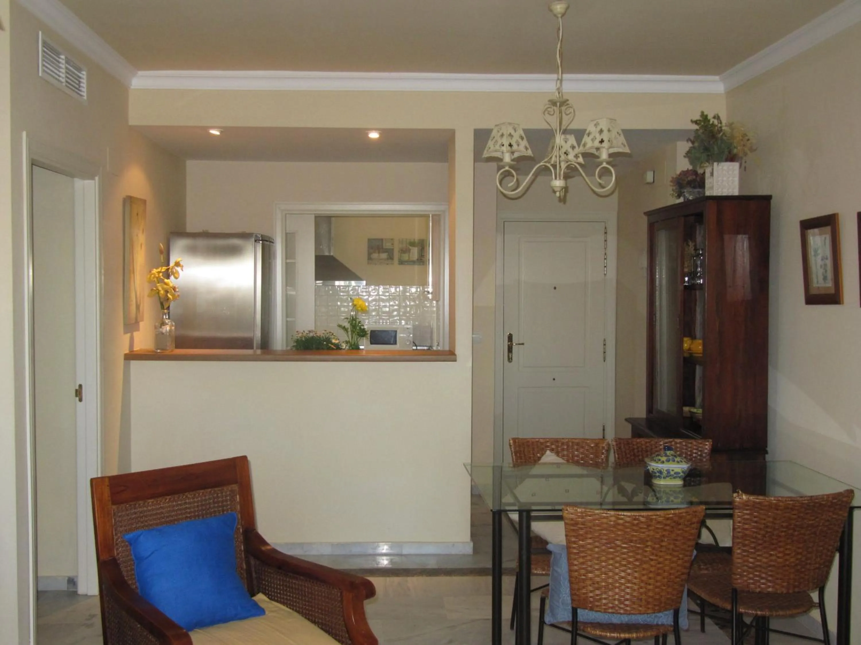 Seating area in Life Apartments Costa Ballena