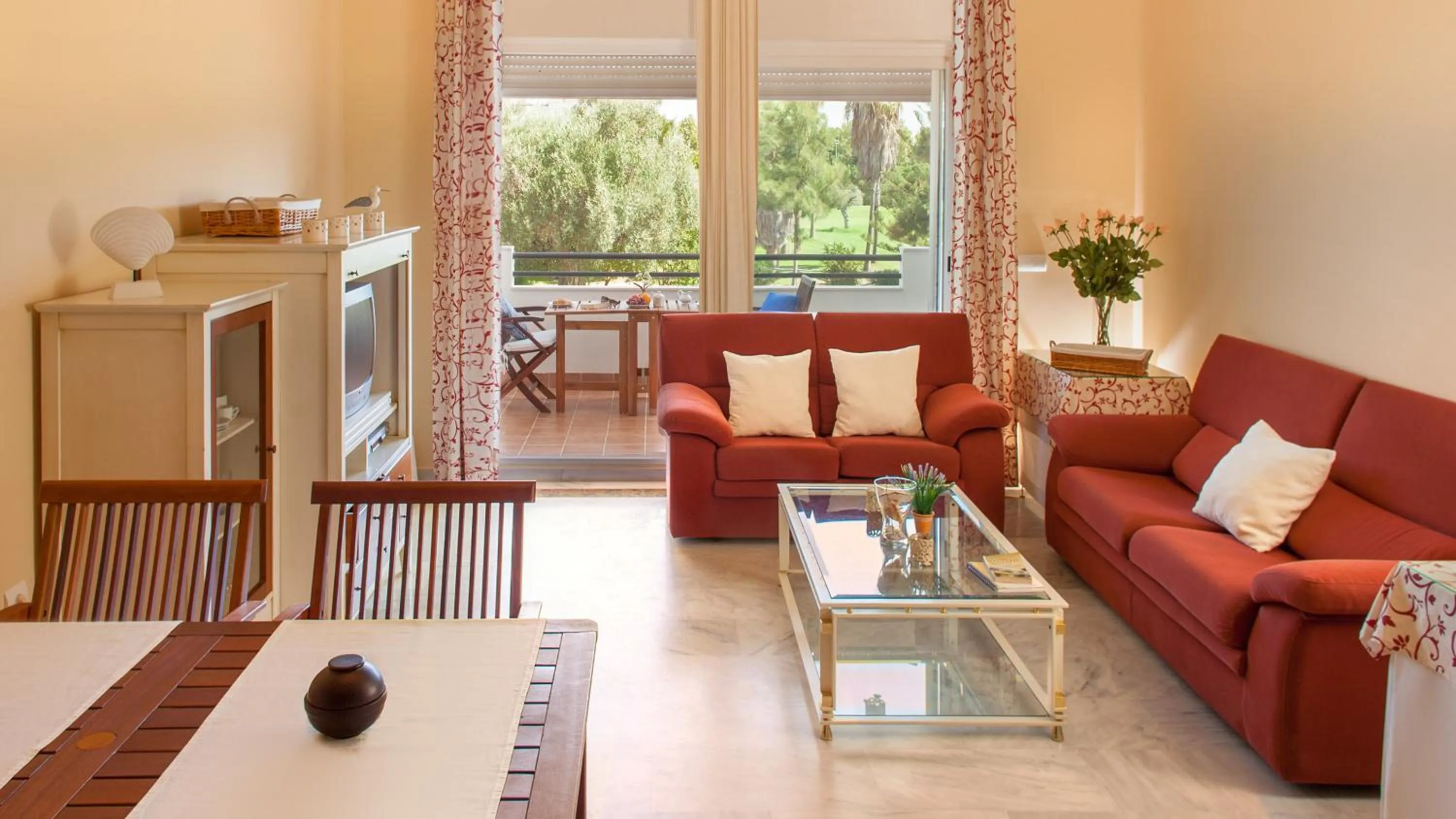 Seating area in Life Apartments Costa Ballena