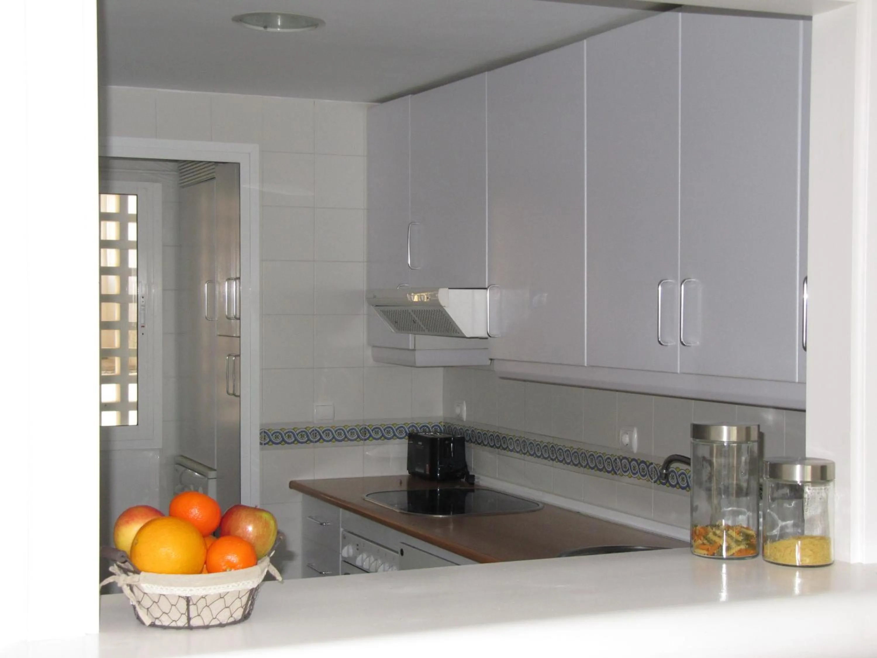 Kitchen or kitchenette in Life Apartments Costa Ballena