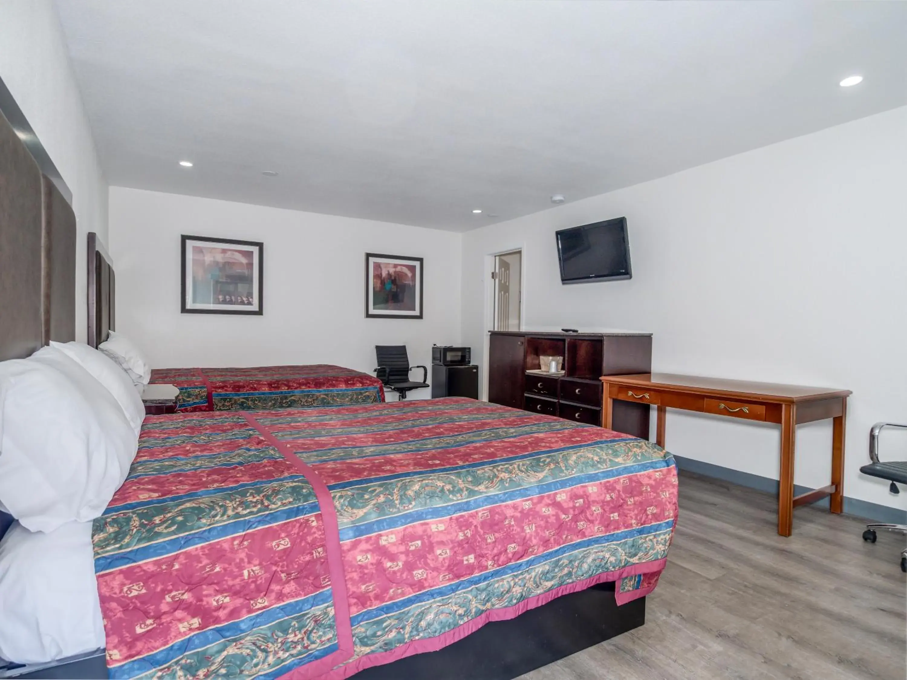 Standard Double Room in Alameda Motel San Jose Standard Double Room in Alameda Motel San Jose