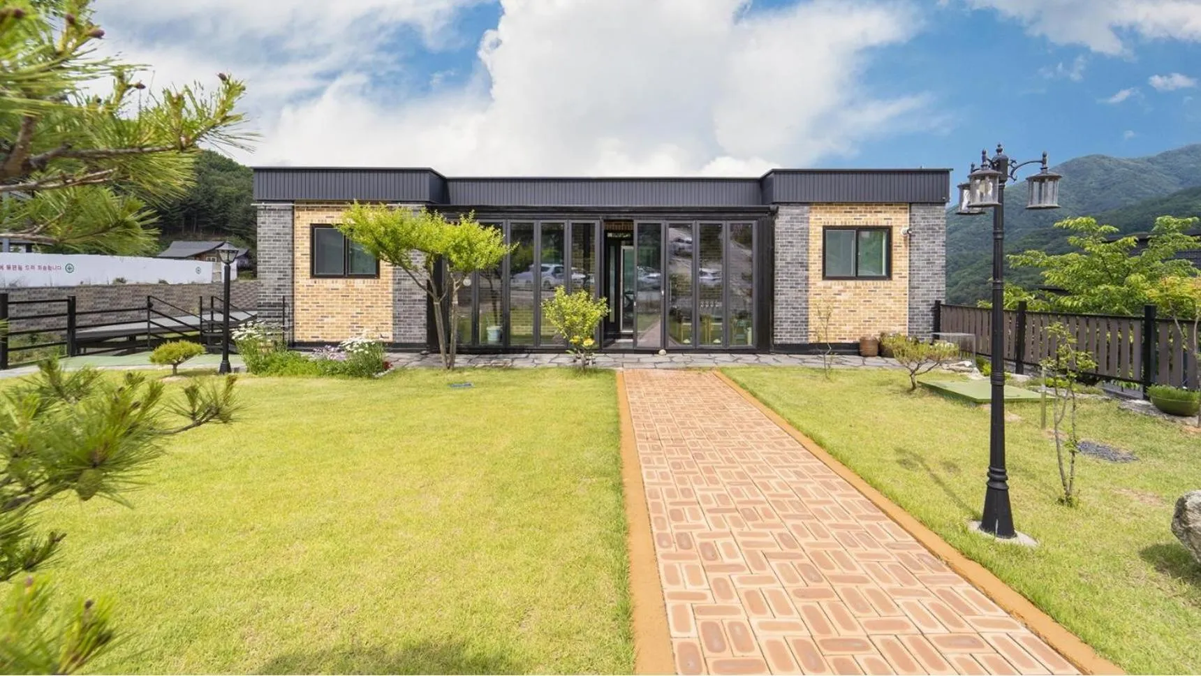 Property building in Gapyeong Mois