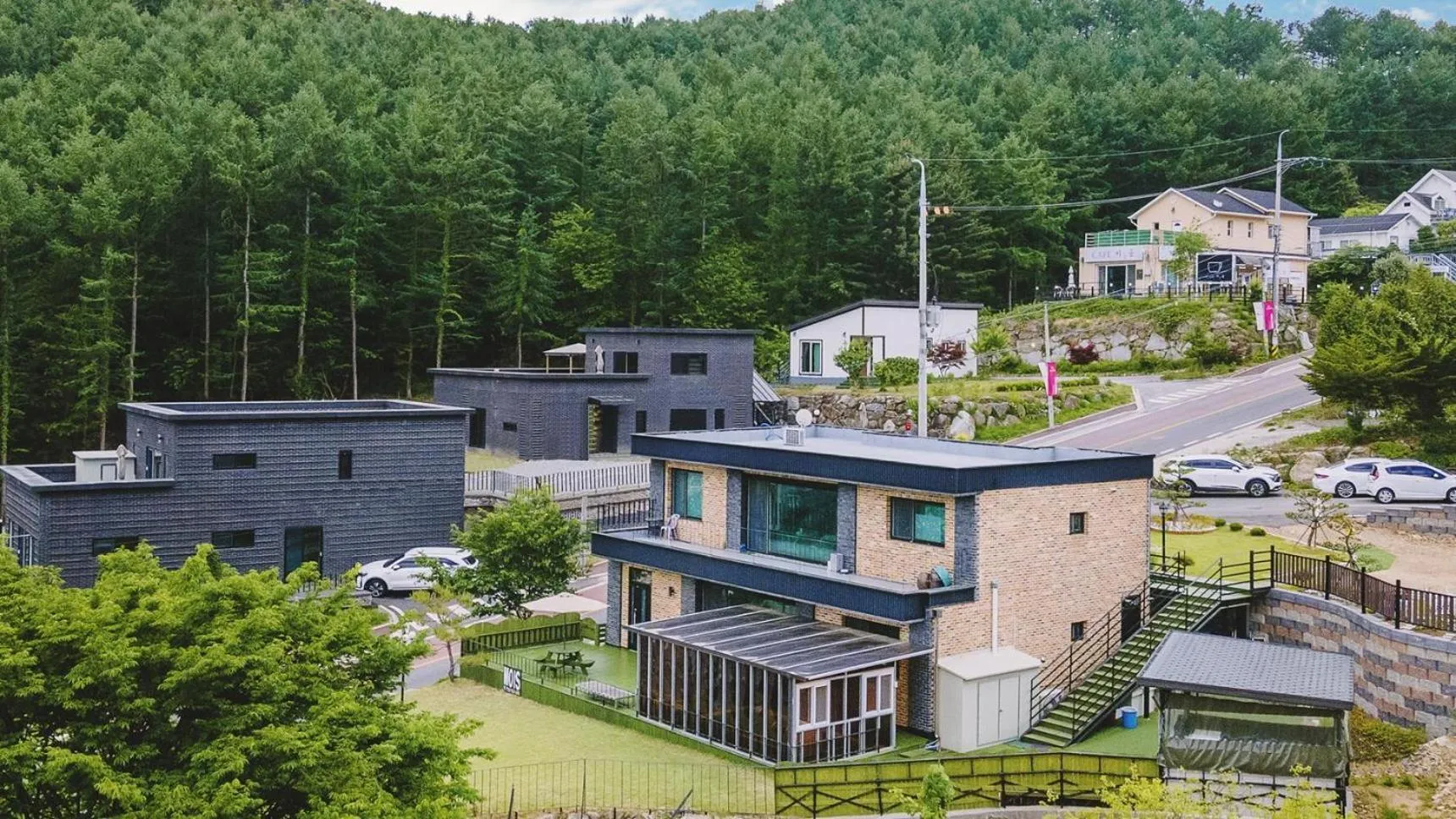 Property building in Gapyeong Mois