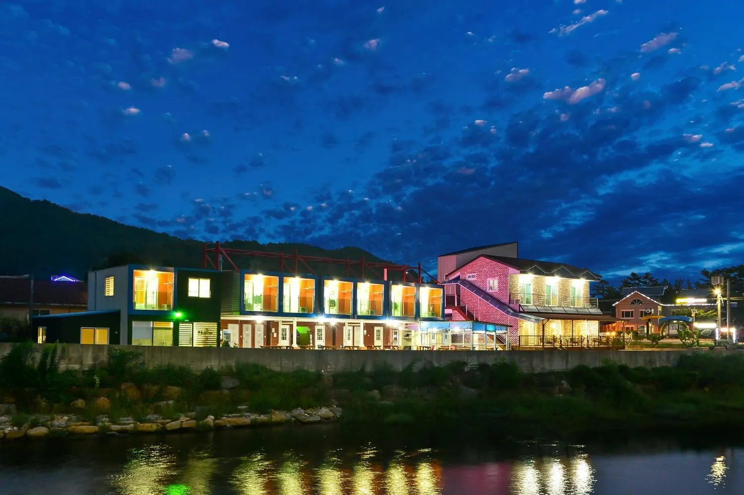 Property building in Samcheok Healingcamp Pension