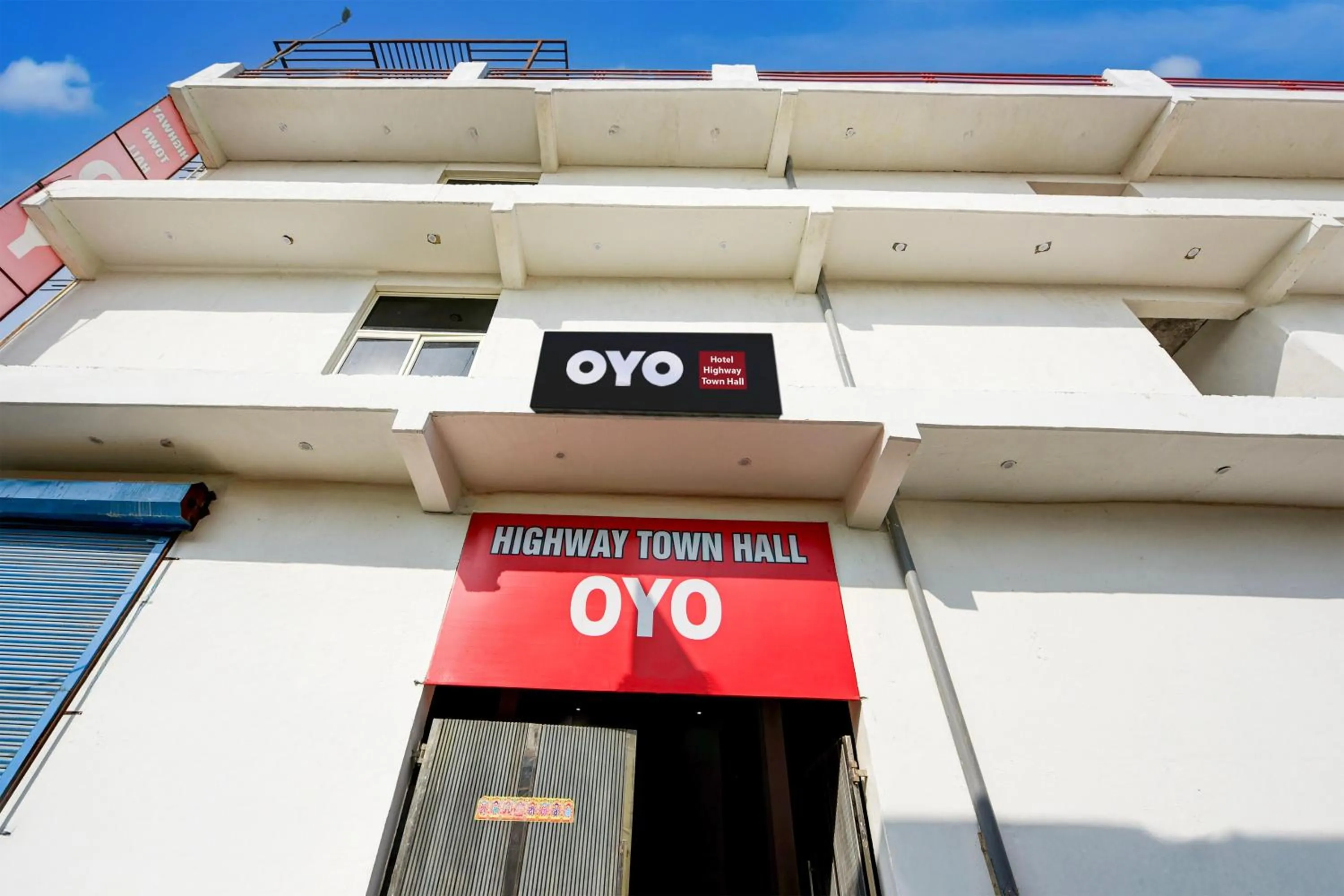 Facade/entrance in Hotel O Mansha Residency