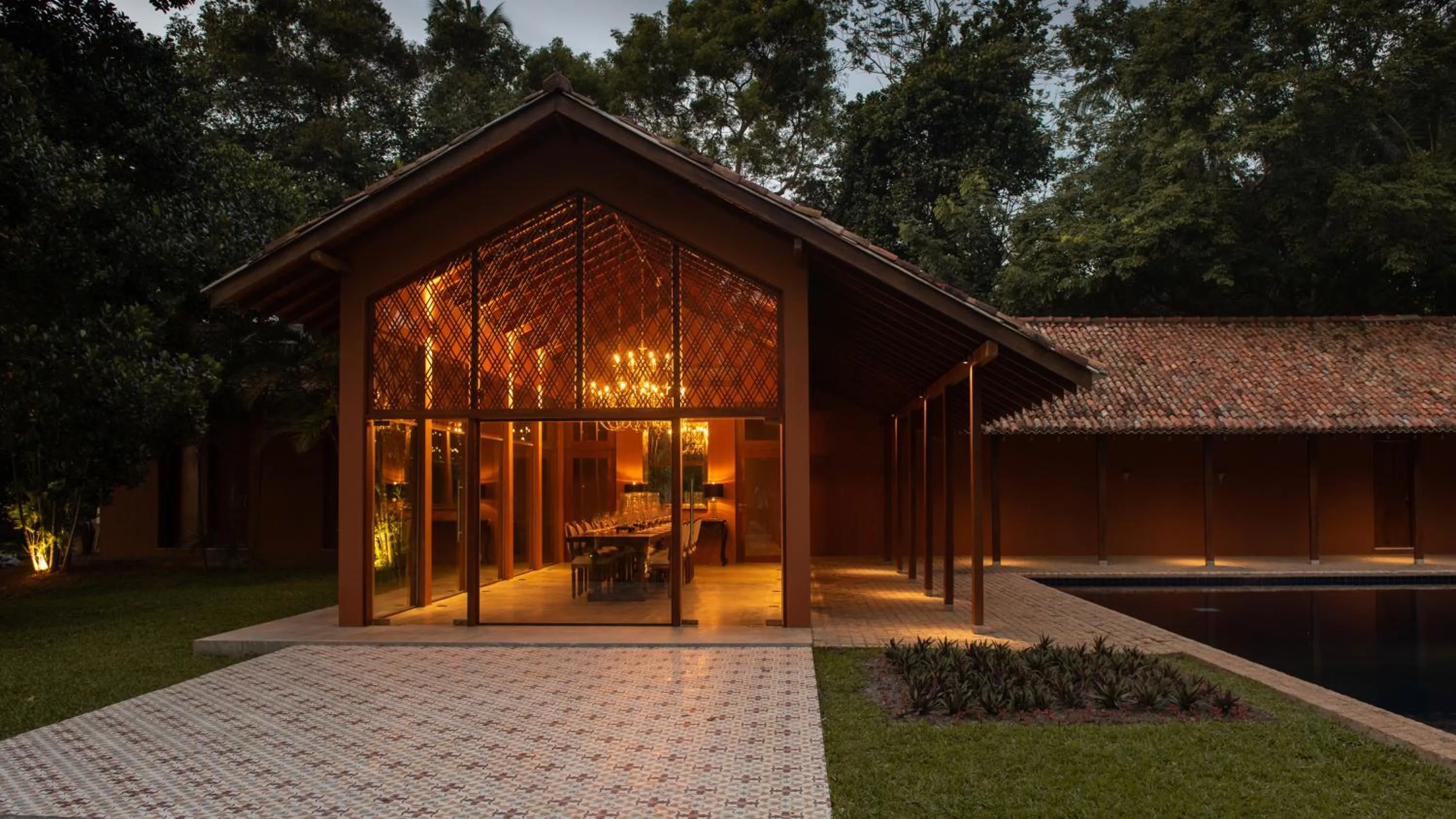 Property building in Maya Tangalle