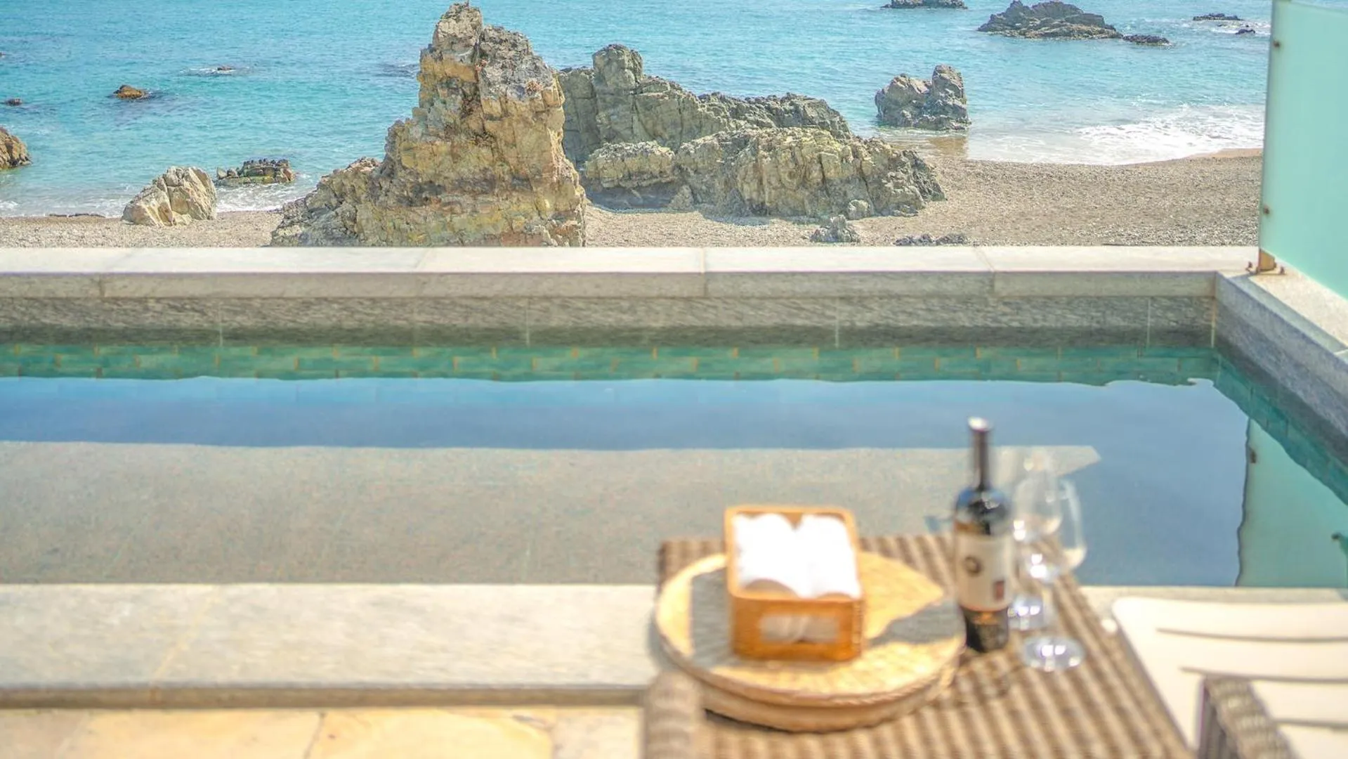 Property building in gyeongju blue21 poolvilla pension