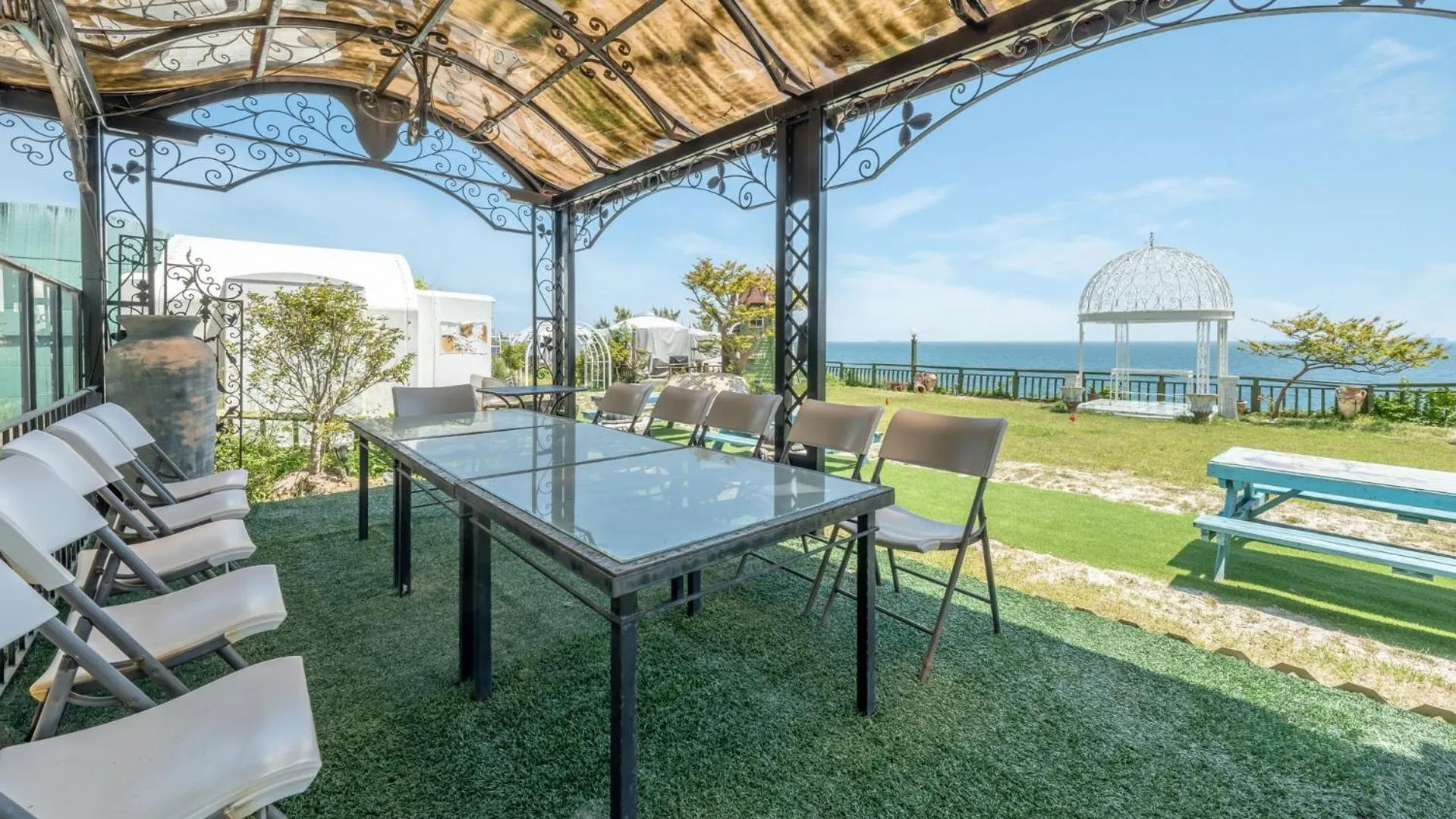 Property building in gyeongju blue21 poolvilla pension