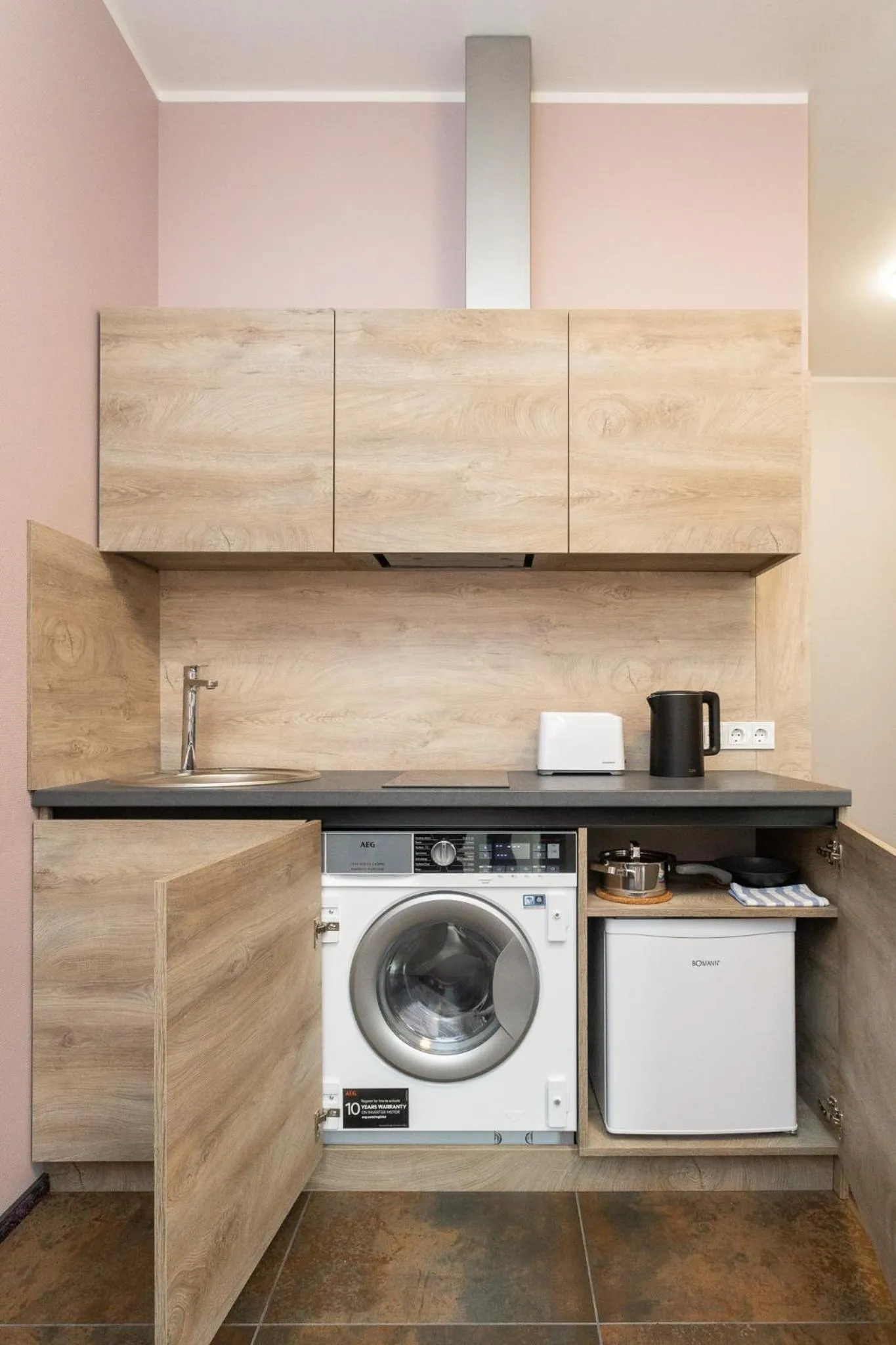 Kitchen or kitchenette in Moja Accommodation