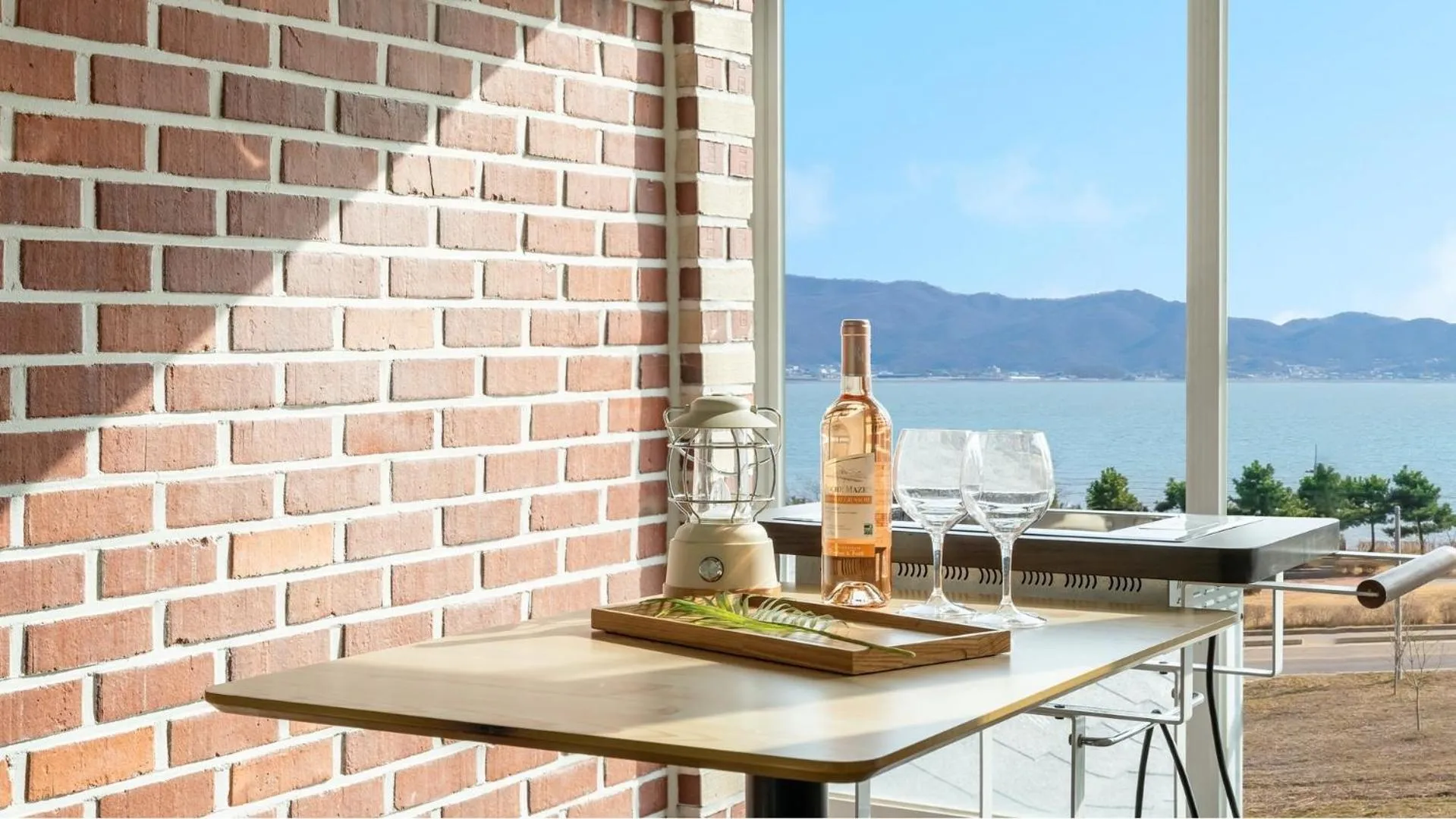 Property building in Ganghwado Lafamilia Pension