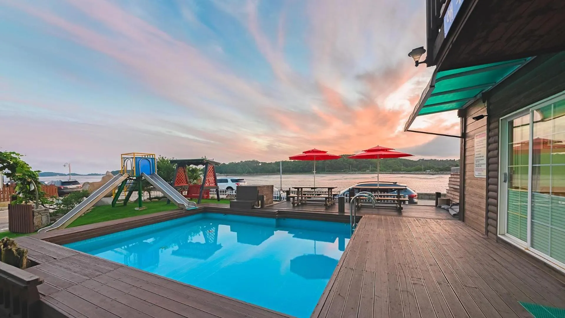 Property building in Daebudo Dekapo Pension