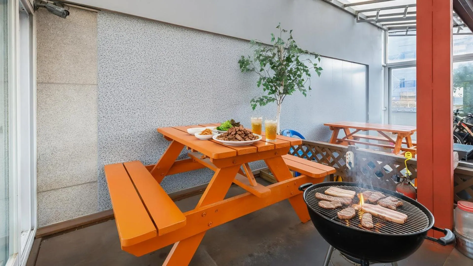 Property building in Sokcho Bird Island Pension