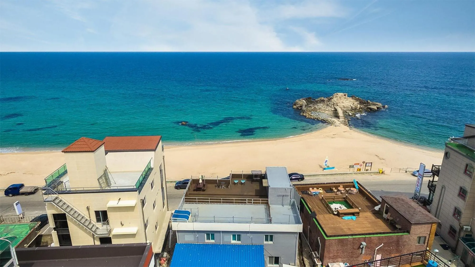 Property building in Gangneung Badauibyeol Pension