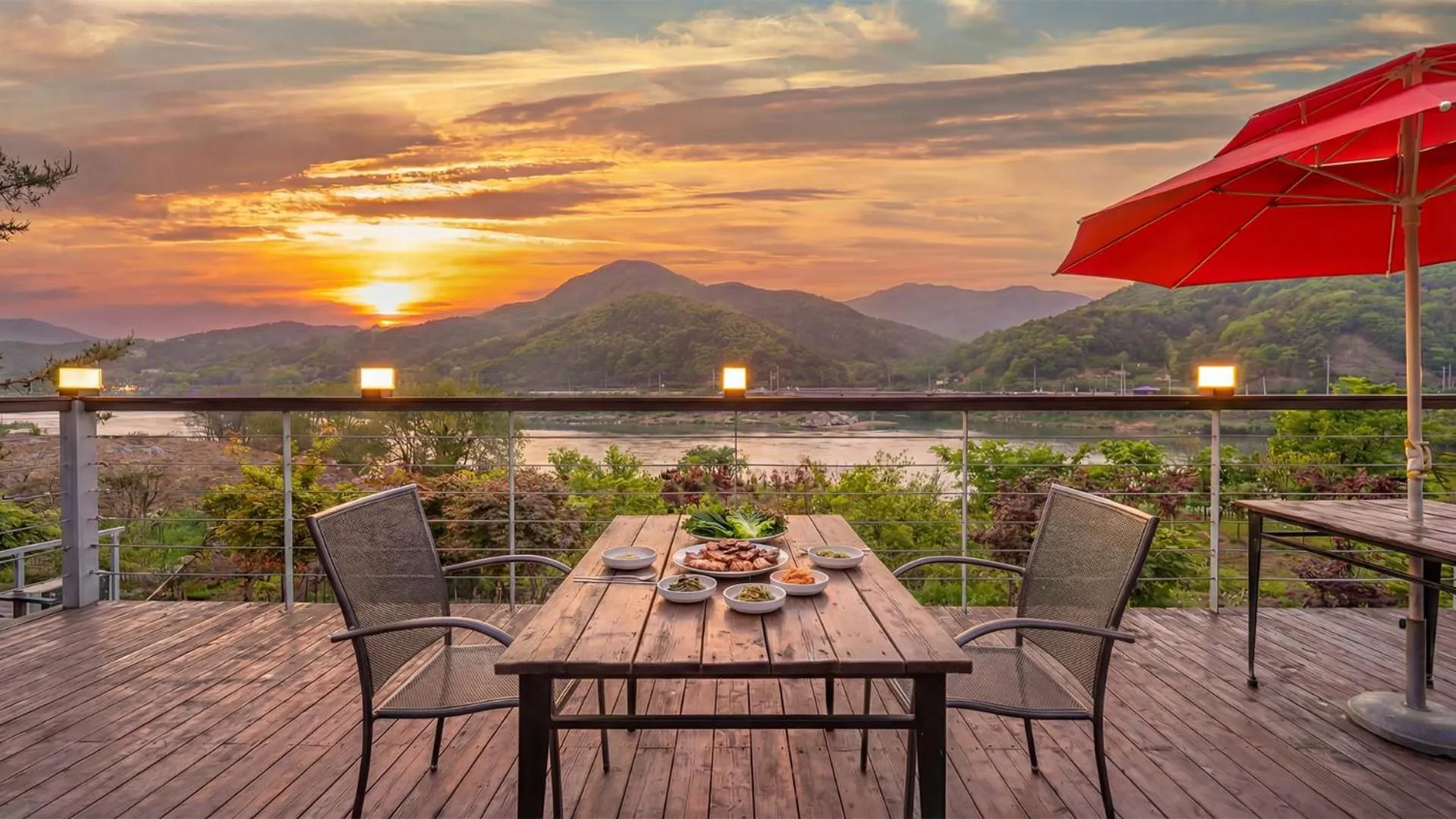 Property building in Gapyeong Rowa River view Pension