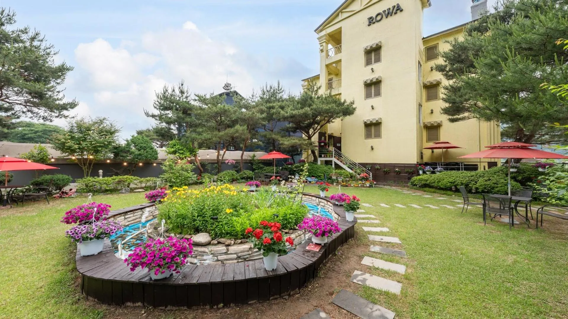 Property building in Gapyeong Rowa River view Pension