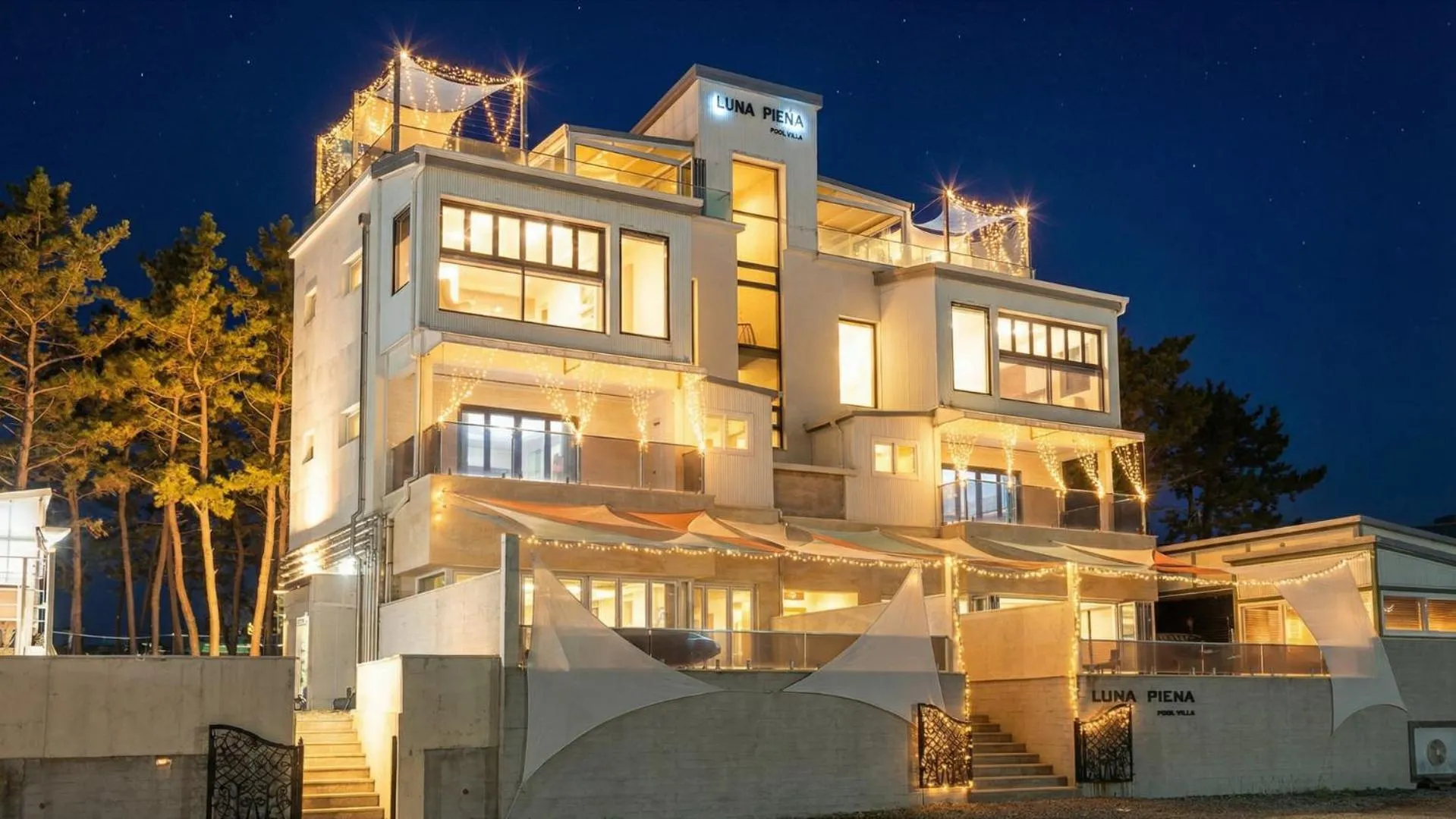 Property building in Gyeongju Luna Piena Poolvilla