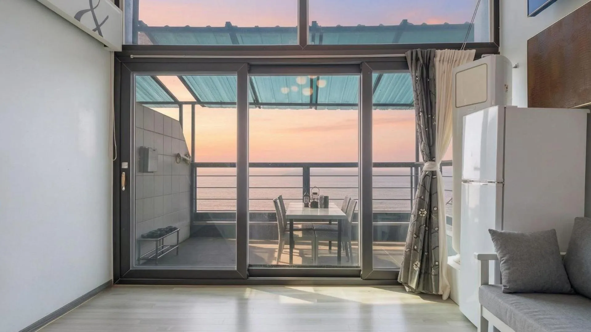 Property building in Sacheon Bichae Pension