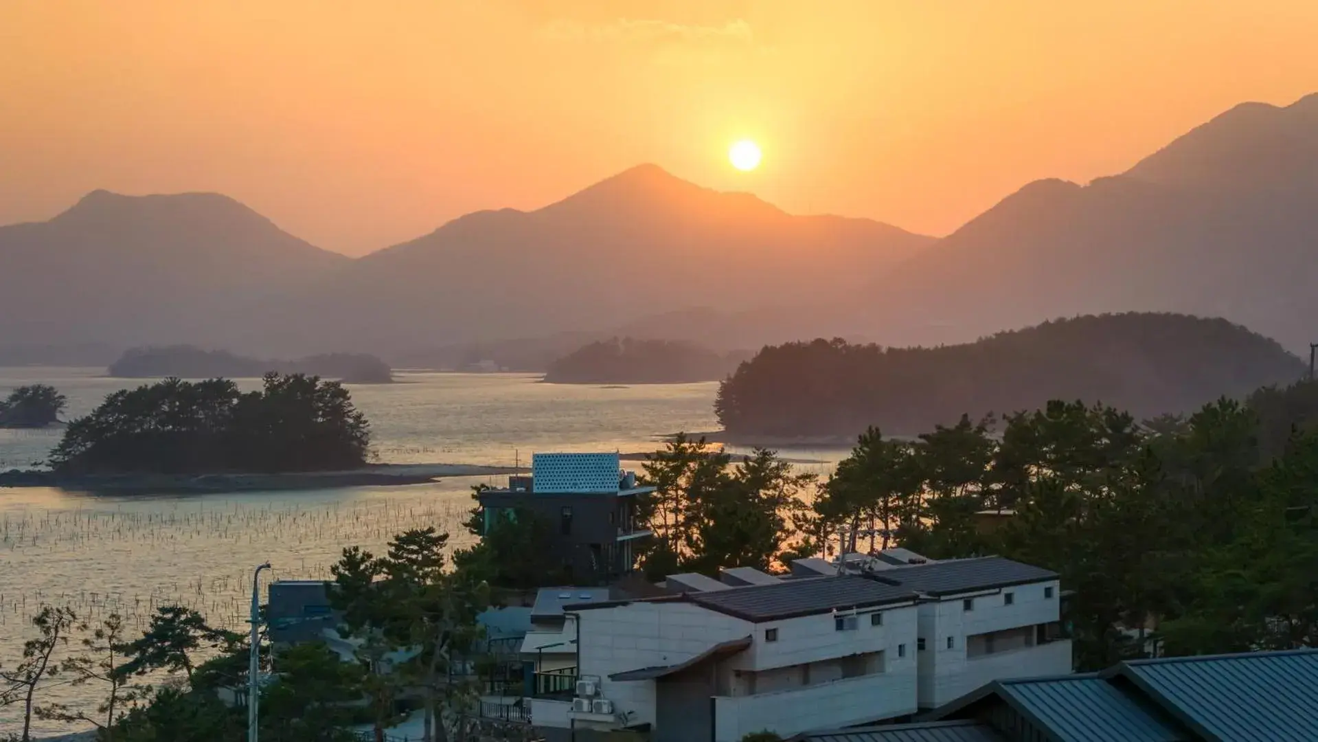 Property building in Sacheon Bichae Pension Property building in Sacheon Bichae Pension