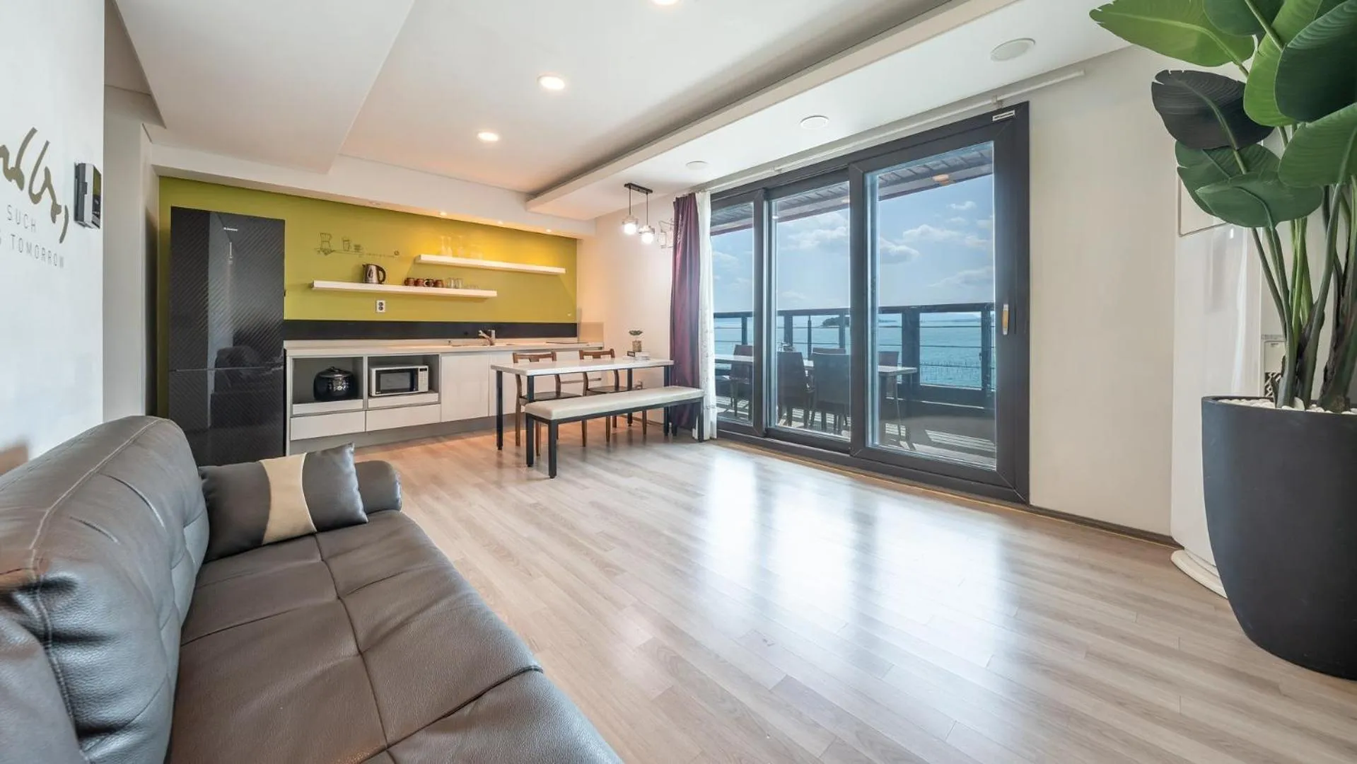 Property building in Sacheon Bichae Pension