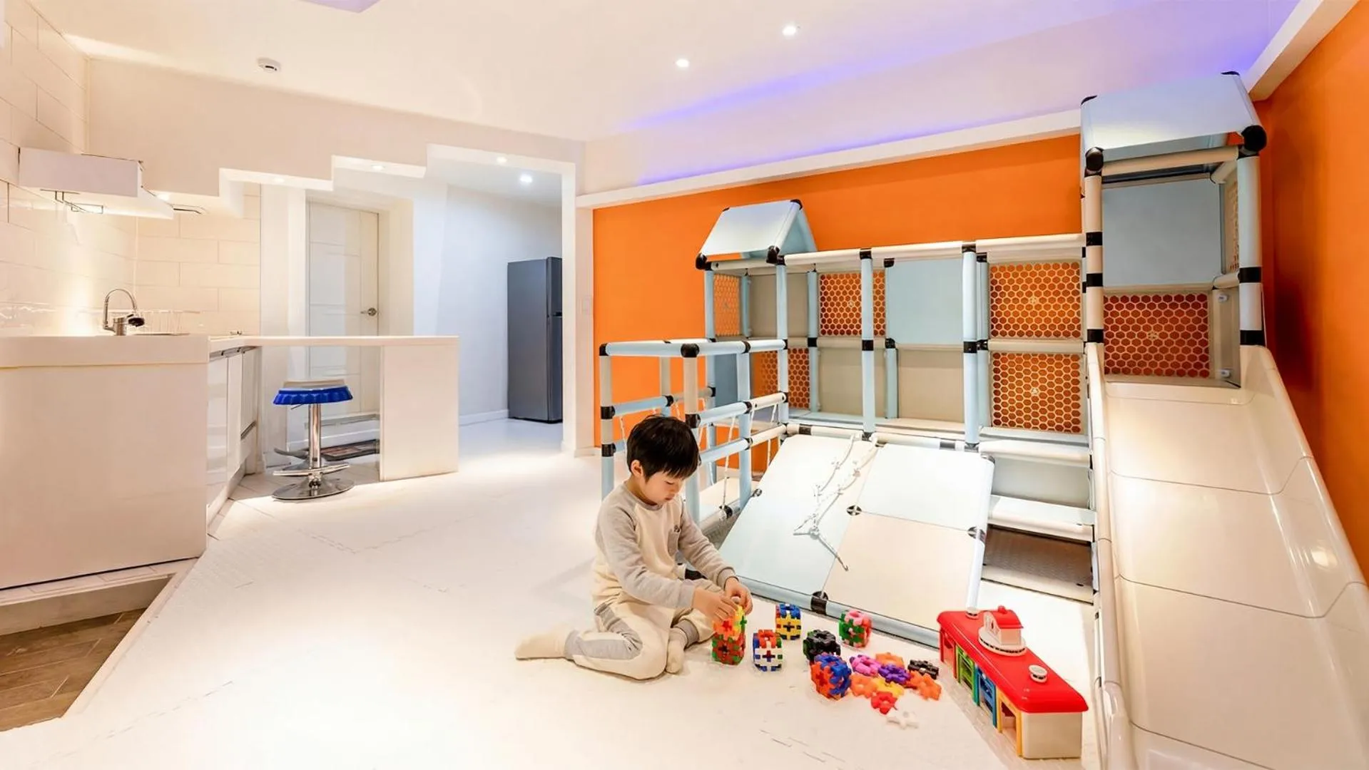 Property building in Gapyeong Pogny Kids Poolvilla