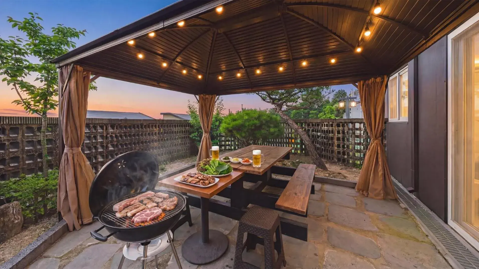 Property building in Chuncheon Poolhouse Epop Property building in Chuncheon Poolhouse Epop