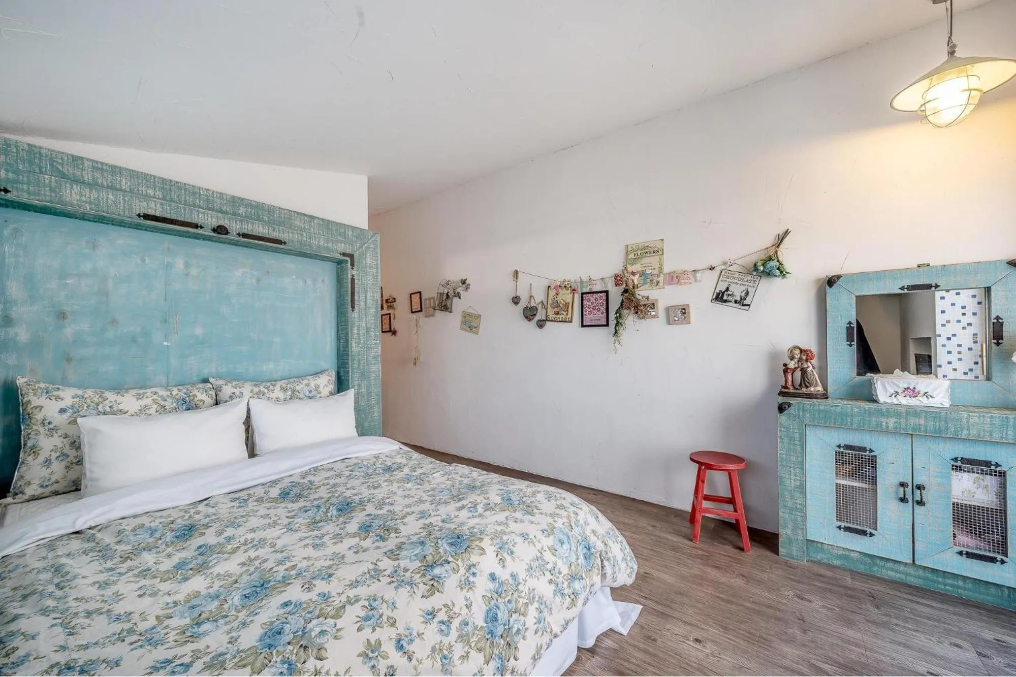Property building, Bed in Ganghwa Vintage Box Pension