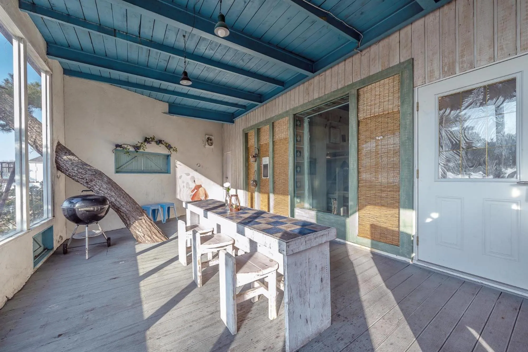 Property building in Ganghwa Vintage Box Pension