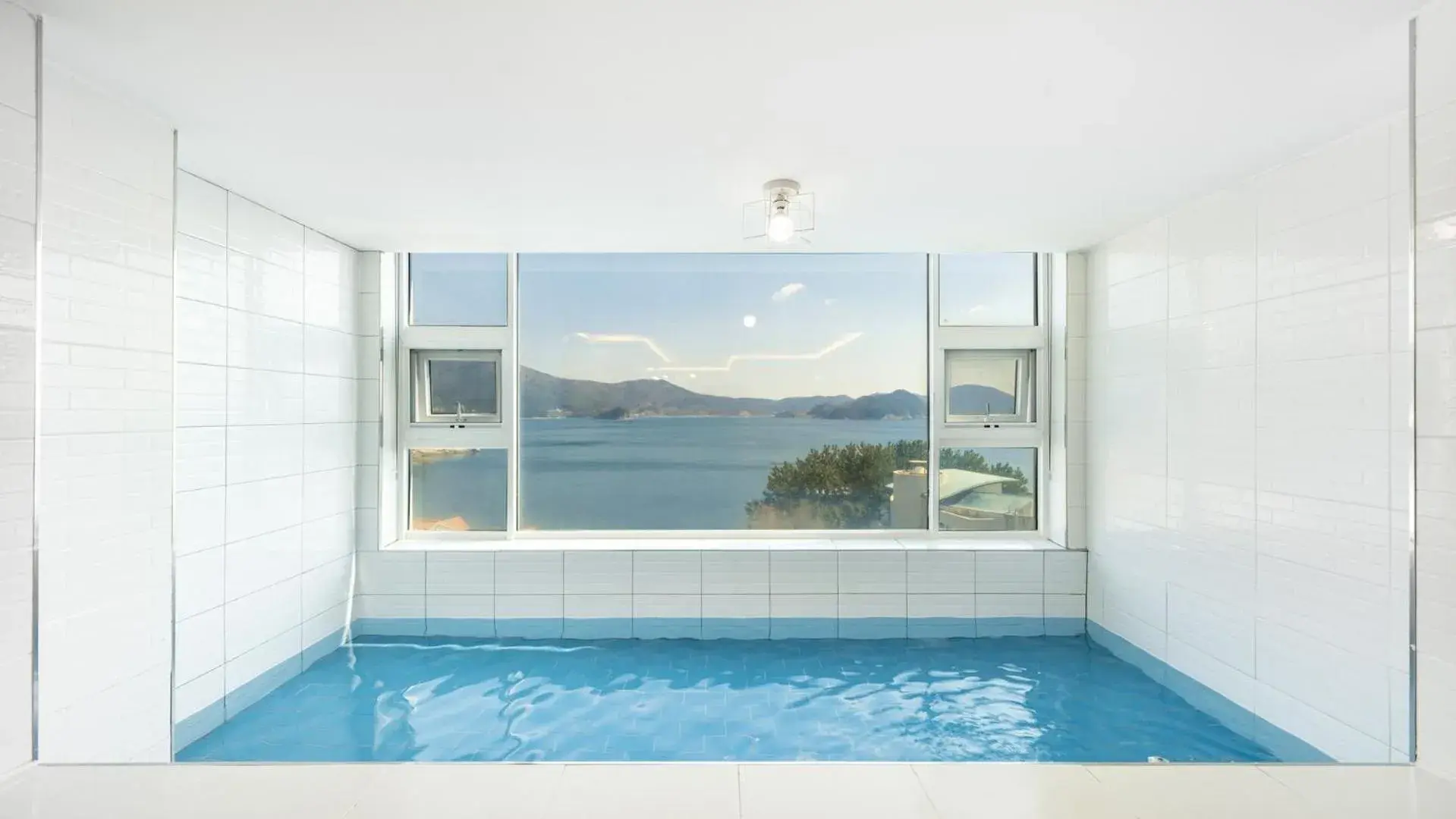 Property building in Geoje Badageurigo Pension Property building in Geoje Badageurigo Pension