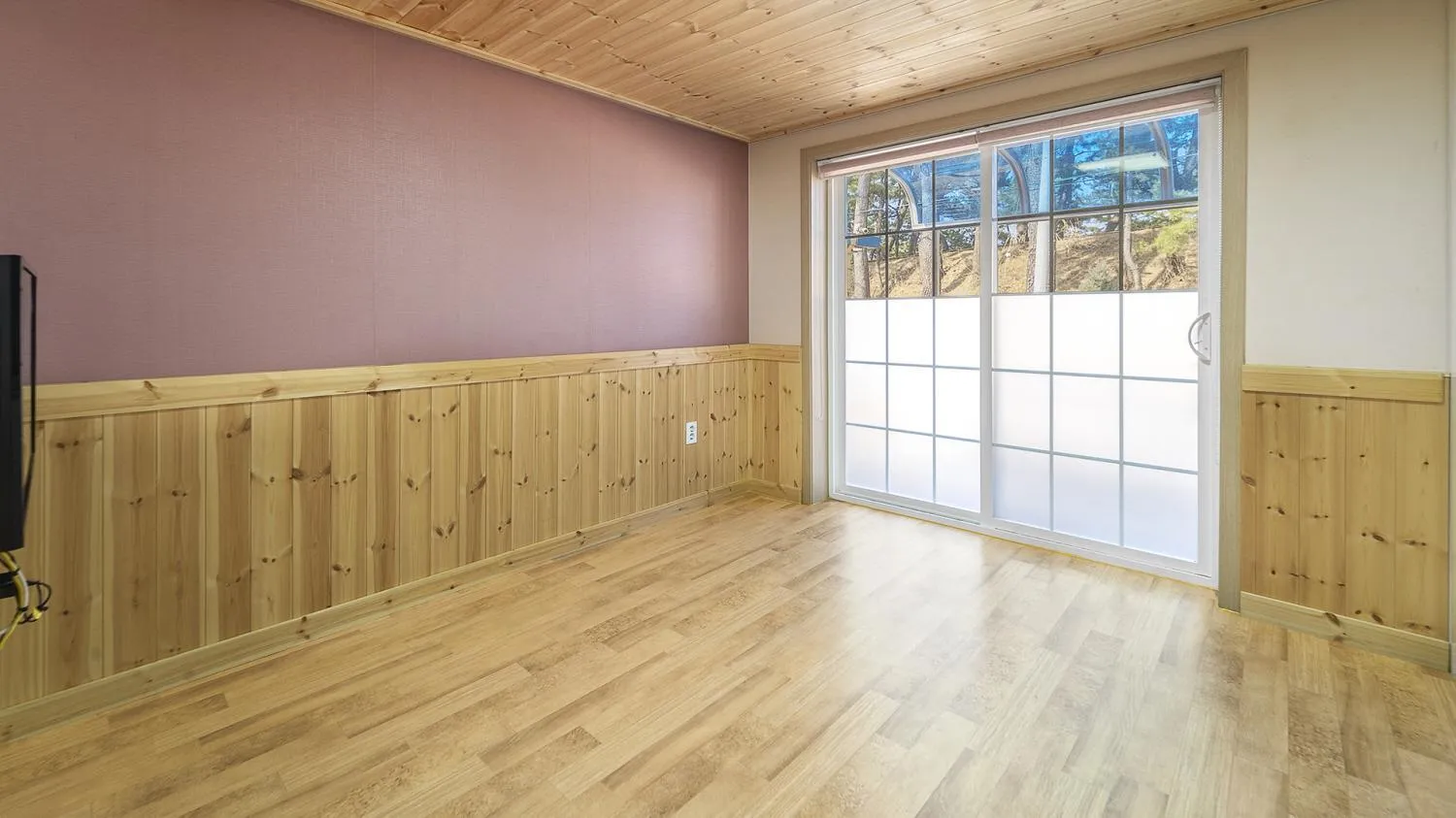 Property building in Samcheok ara Pension