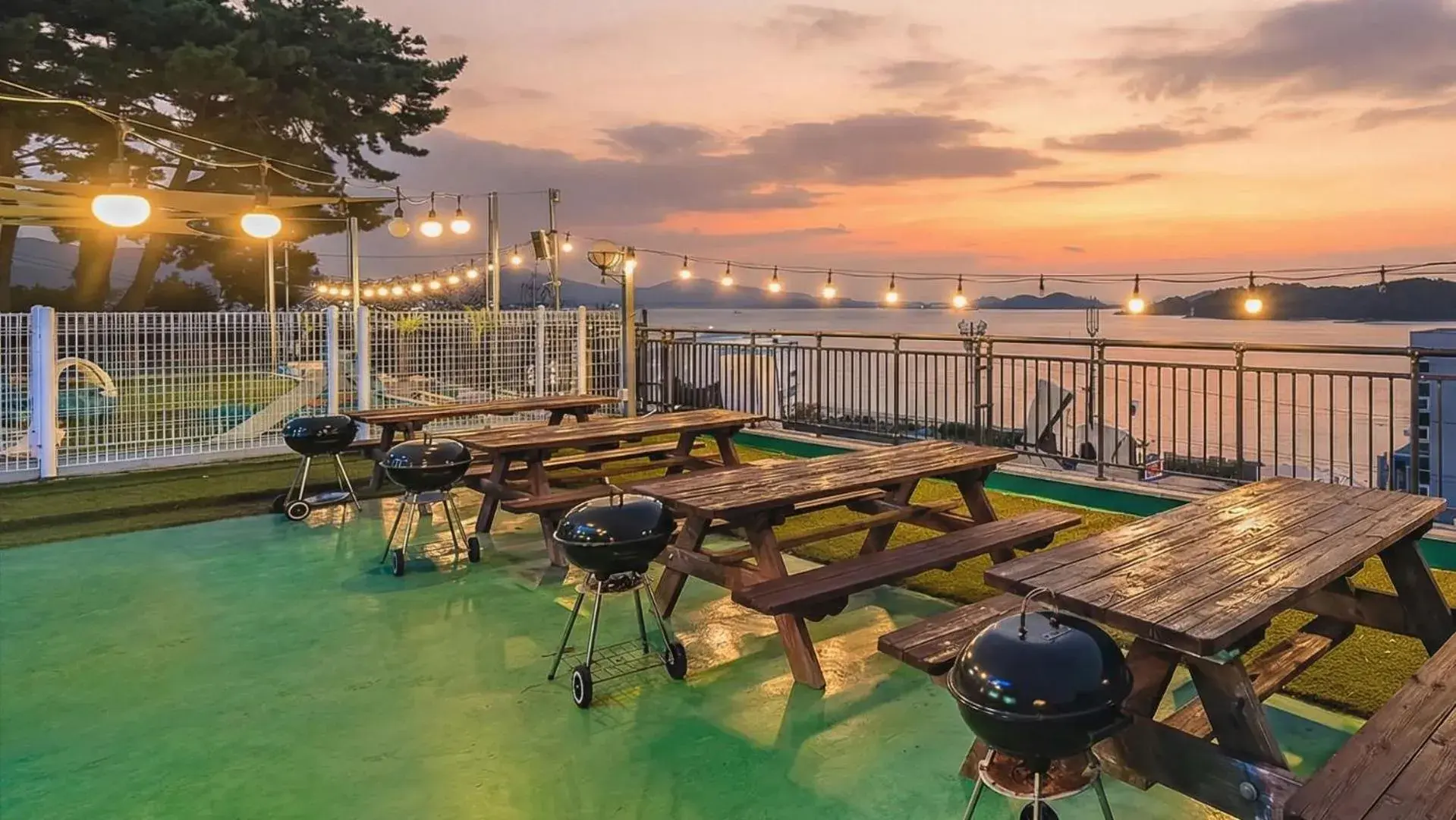 Property building in Namhae Four Seasons Pet-Friendly Pension Property building in Namhae Four Seasons Pet-Friendly Pension