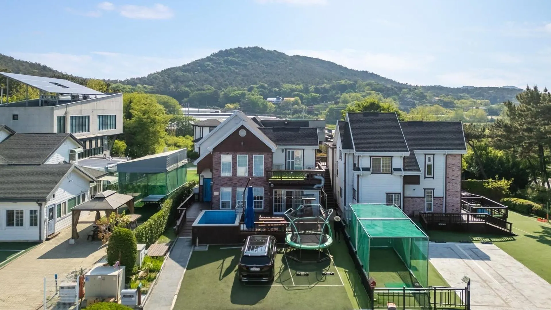 Property building in Daebudo olive Poolvilla pension