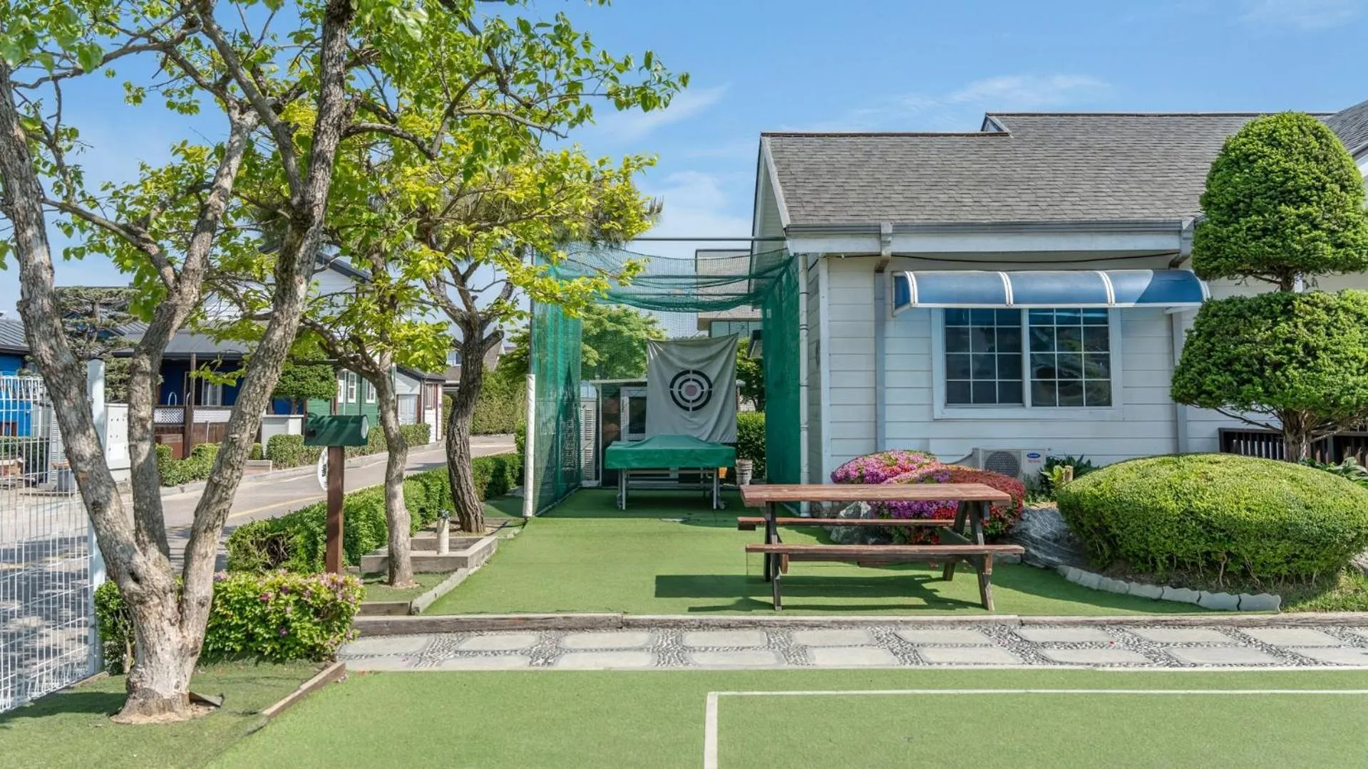 Property building in Daebudo olive Poolvilla pension