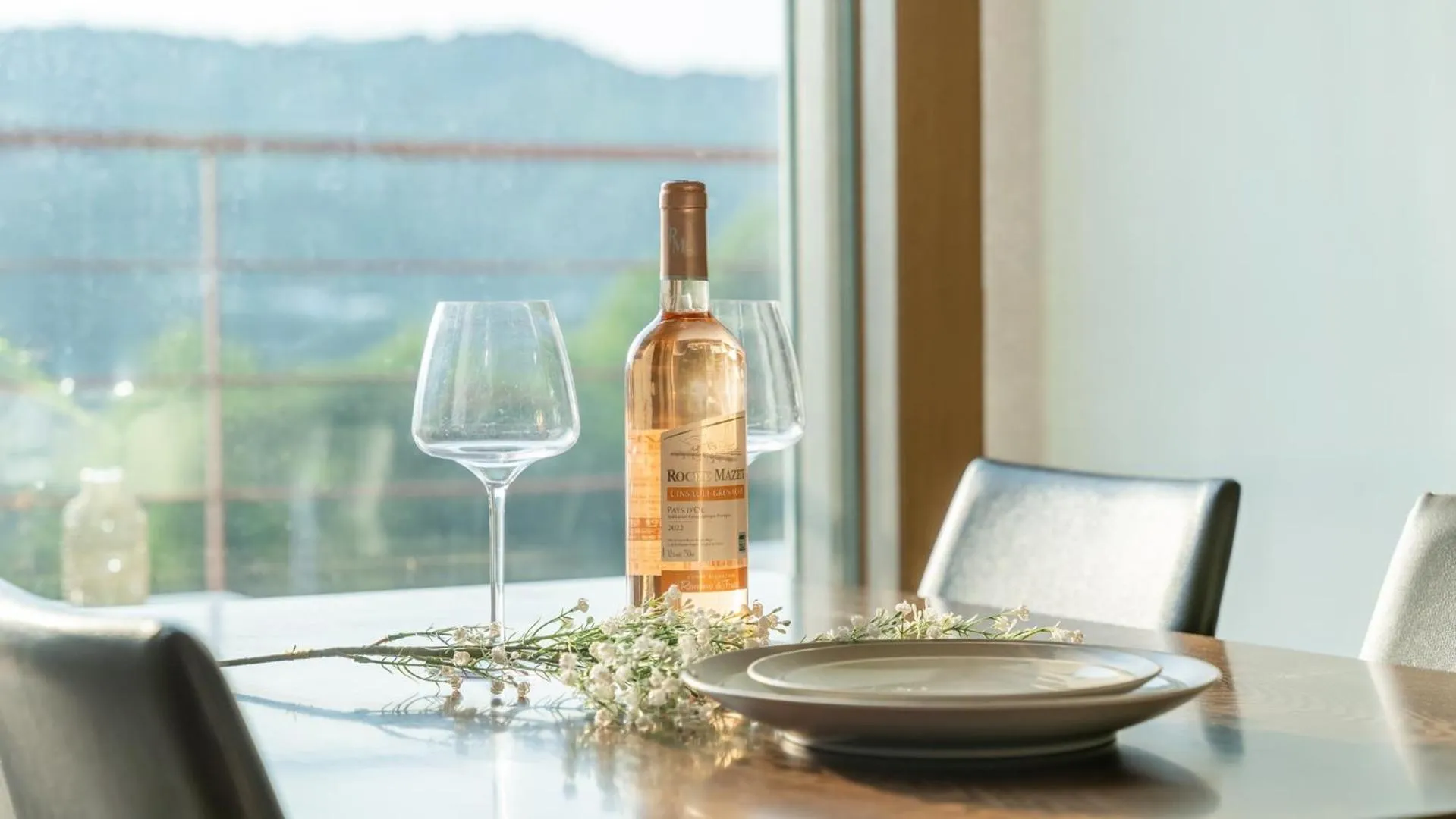 Property building in Gapyeong Yeonkkocchosu Pet Pension