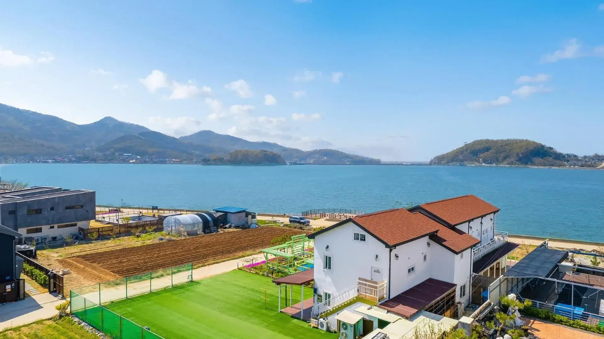 Property building in Ganghwa Abientot Spa Pension Property building in Ganghwa Abientot Spa Pension