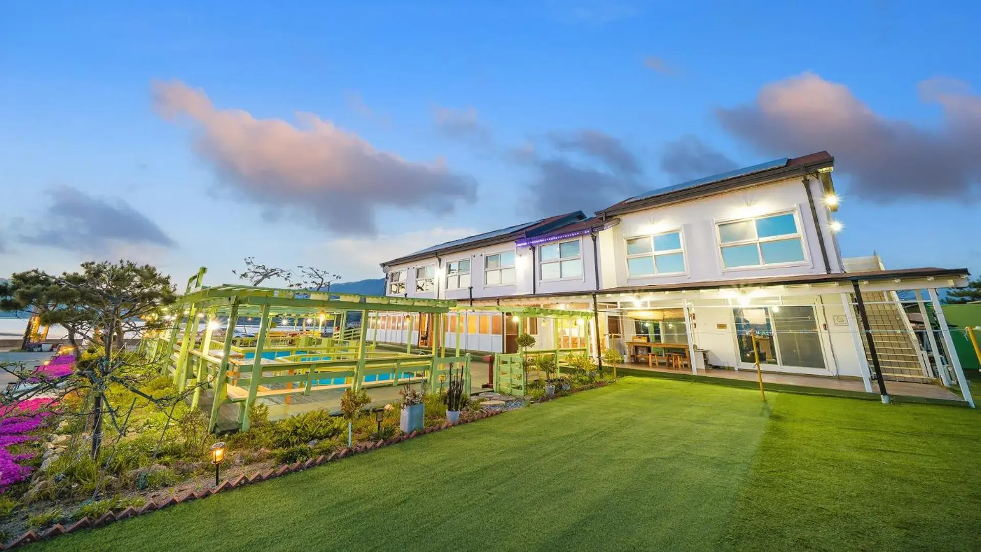 Property building in Ganghwa Abientot Spa Pension Property building in Ganghwa Abientot Spa Pension