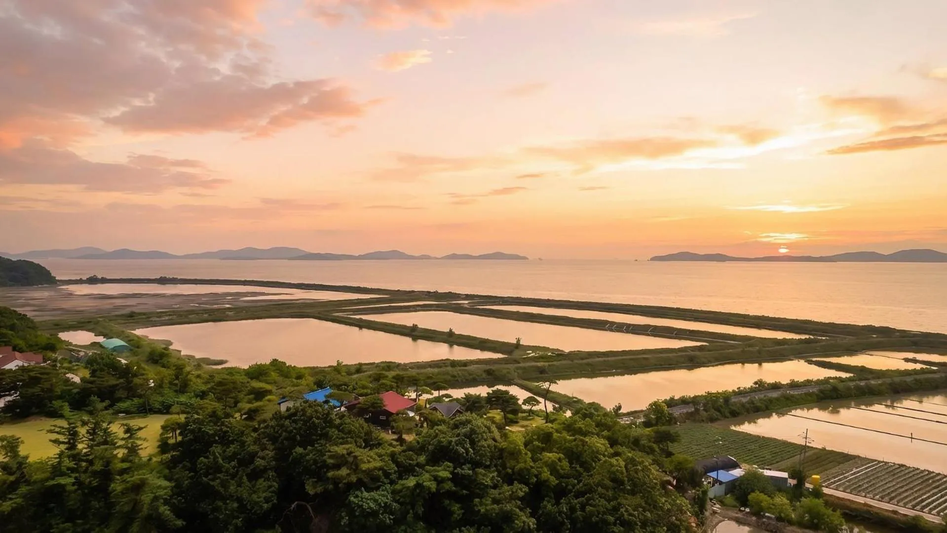 Property building in Ganghwa Hanabi Pension