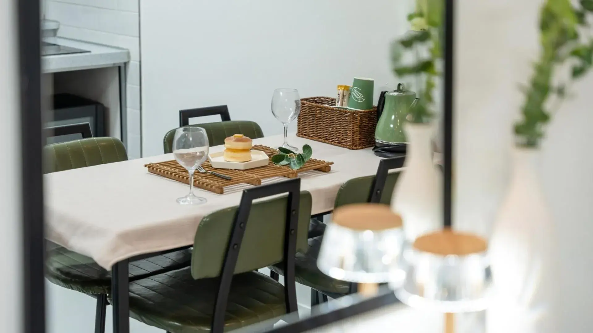 Property building in Gyeongju Modern Pool Villa Property building in Gyeongju Modern Pool Villa