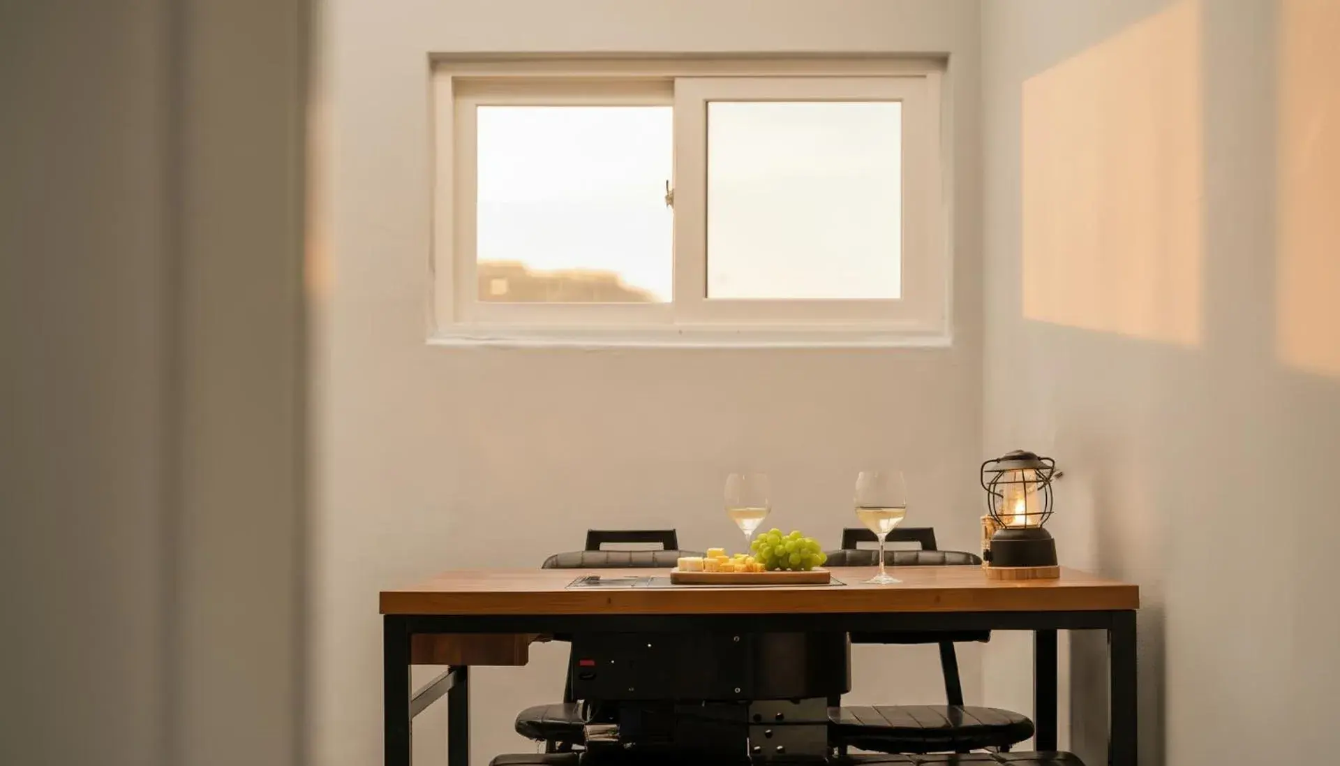 Property building in Gyeongju Modern Pool Villa Property building in Gyeongju Modern Pool Villa