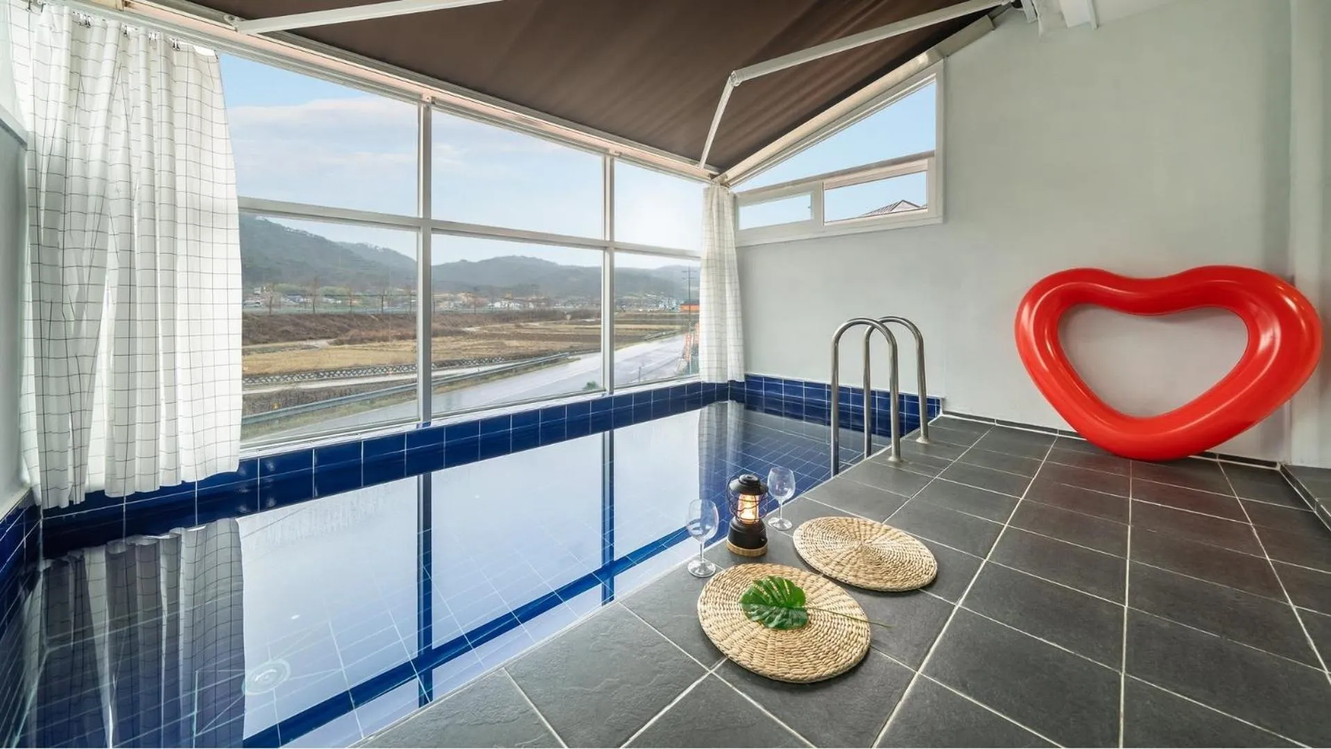 Property building in Gyeongju Modern Pool Villa