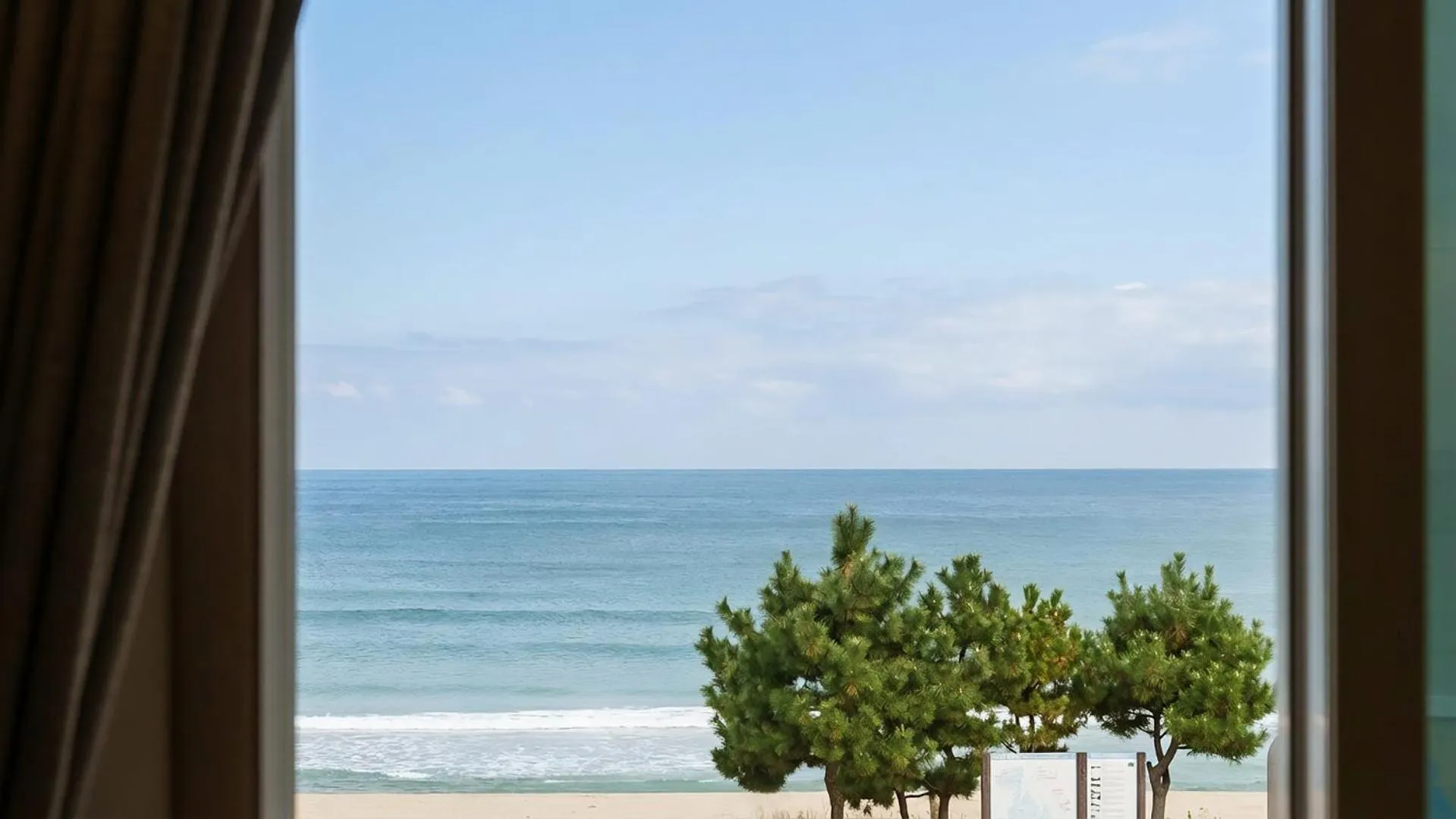 Property building in Yangyang Haettuneonchangmoon Pension