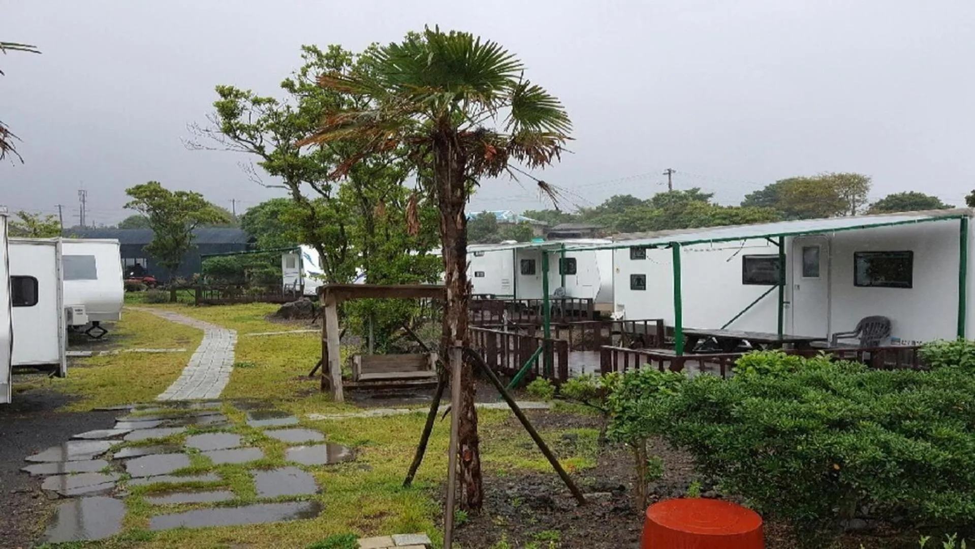 Property building in Seogwipo PyoseonCaravan