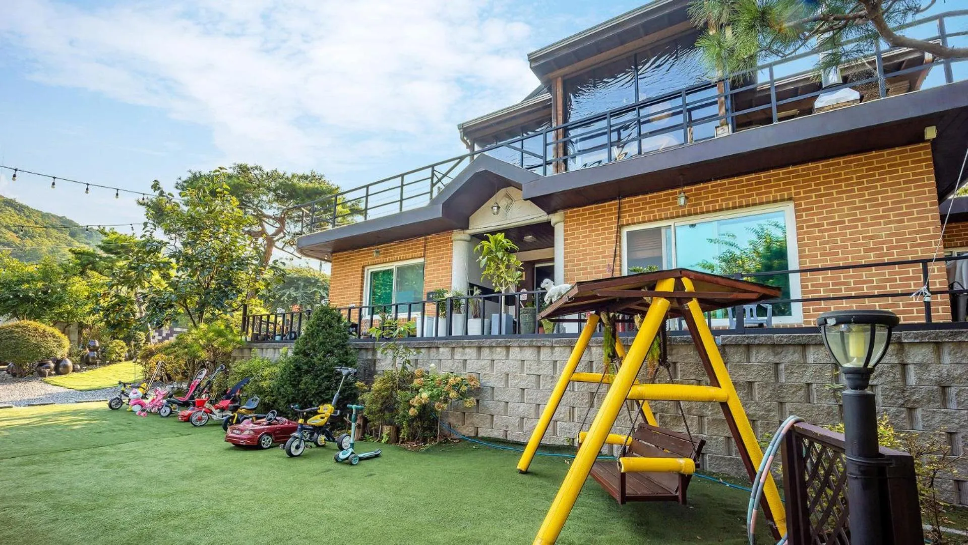 Property building in Namyangju HAIMOM Family Pension Black