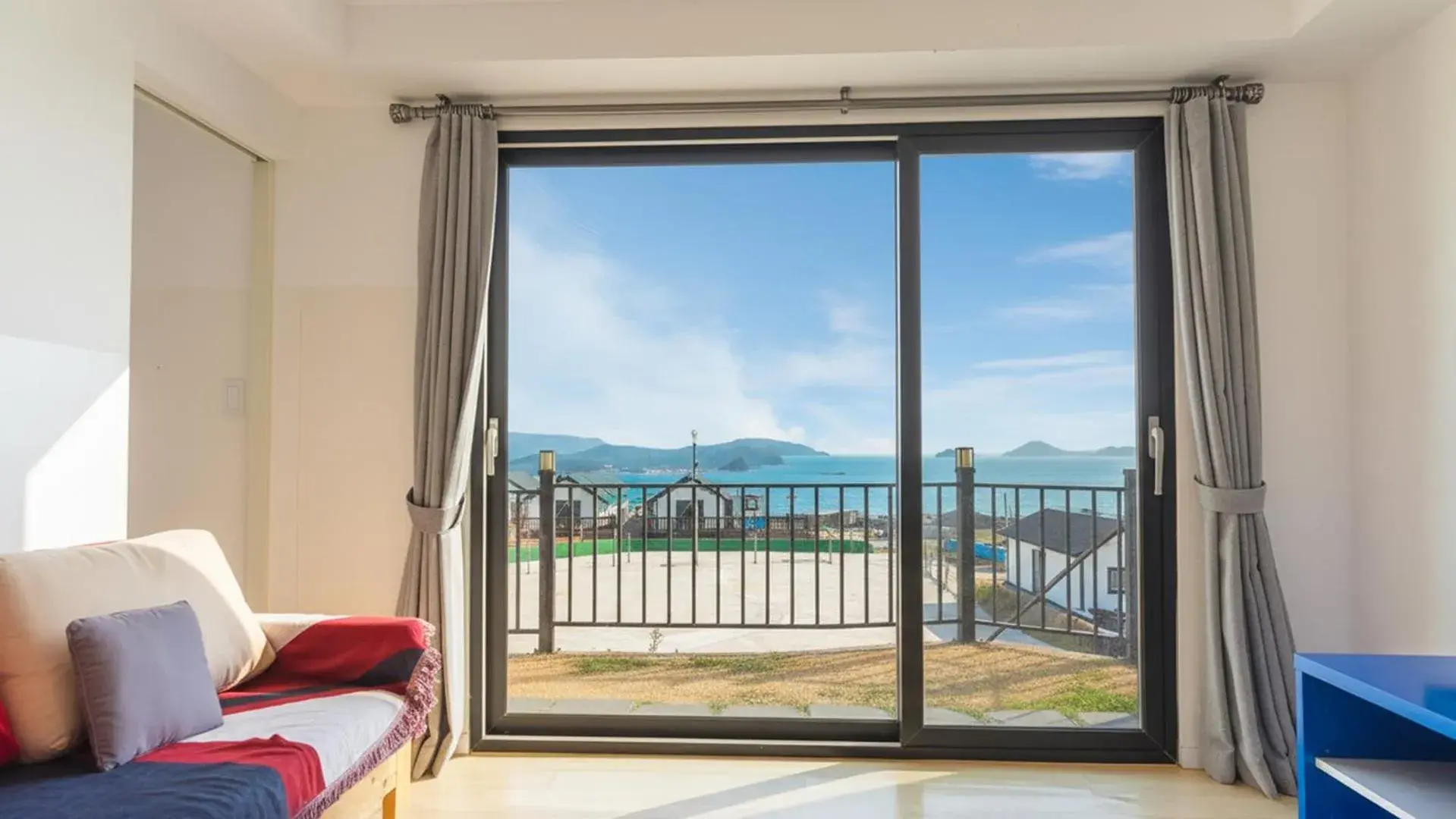 Property building in Goseong Bluebeach Pension&Glamping Property building in Goseong Bluebeach Pension&Glamping